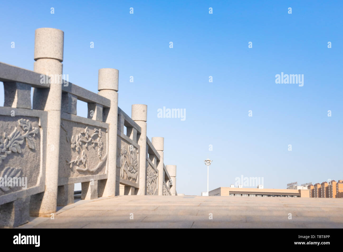 Stone bridge railing hi-res stock photography and images - Alamy