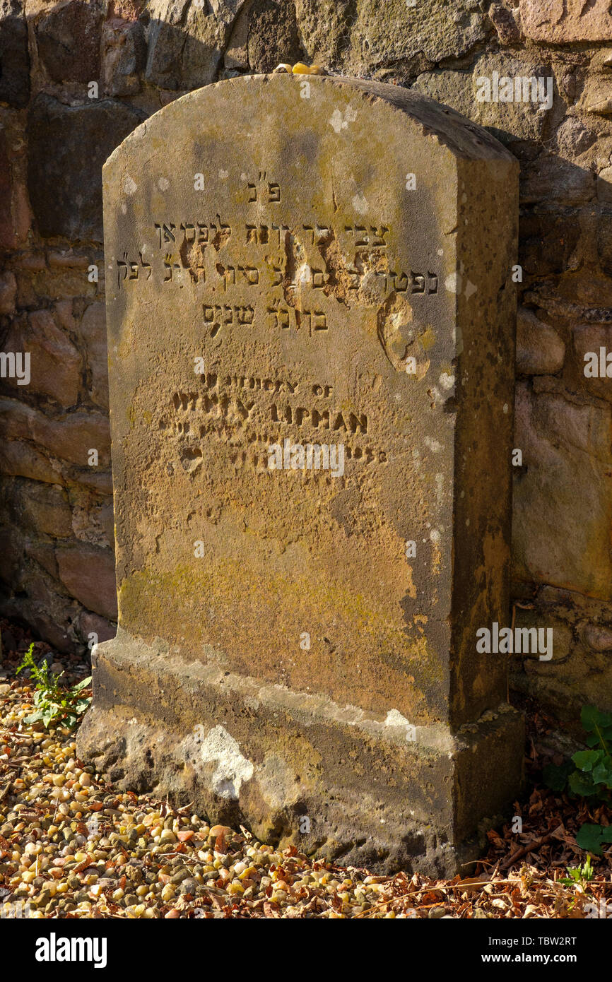 First burial plot hi-res stock photography and images - Alamy