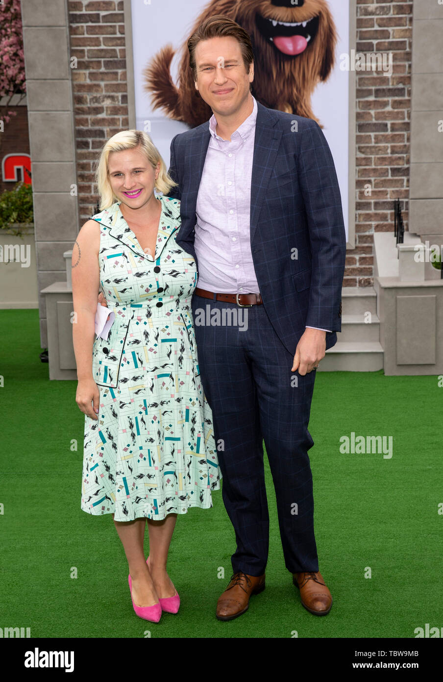 Los Angeles, CA - June 02, 2019: Valerie Chaney and Pete Holmes attend the  Premiere Of Universal Pictures' "The Secret Life Of Pets 2" held at Regency  Stock Photo - Alamy