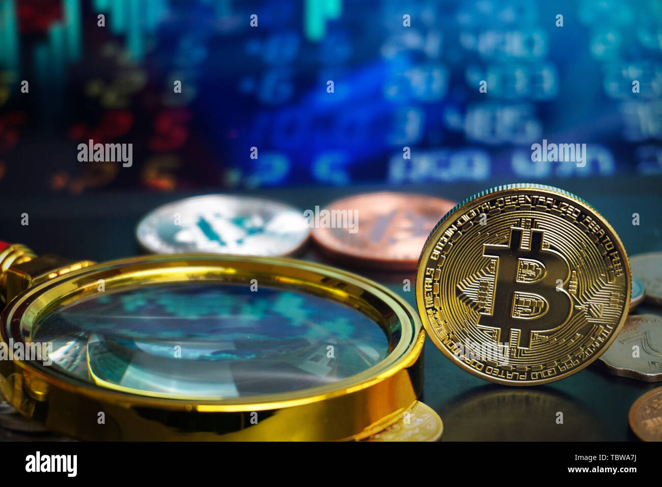 Bitcoin Litcoin virtual currency plunge mining fall flash crash rich hacker extortion miner bitcoin Stock Photo
