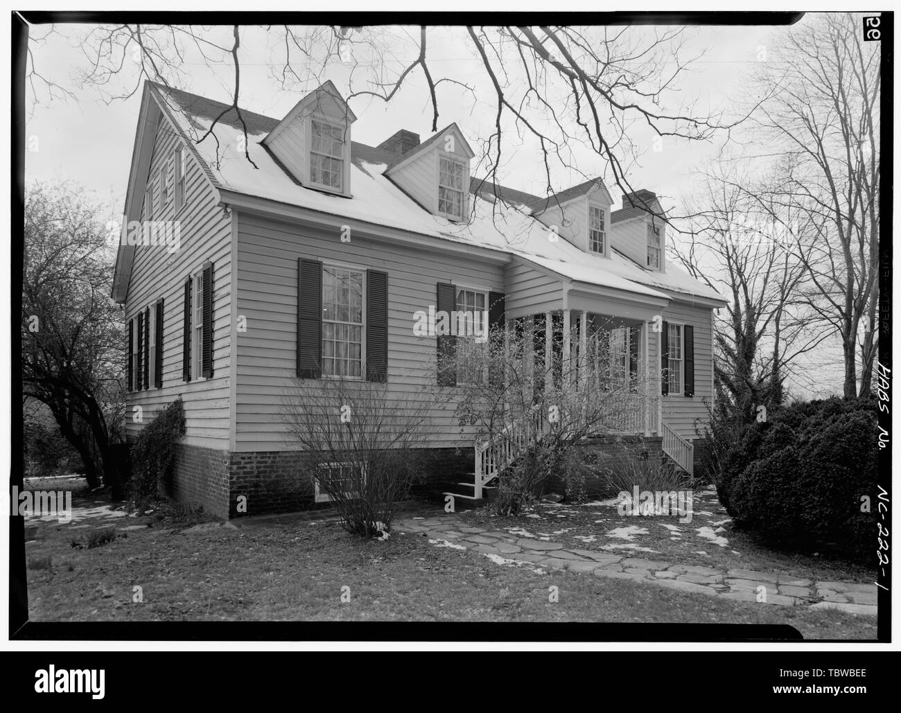 MAIN (NORTH) ELEVATION, VIEW FROM NORTHEAST Palmer House, 173 West