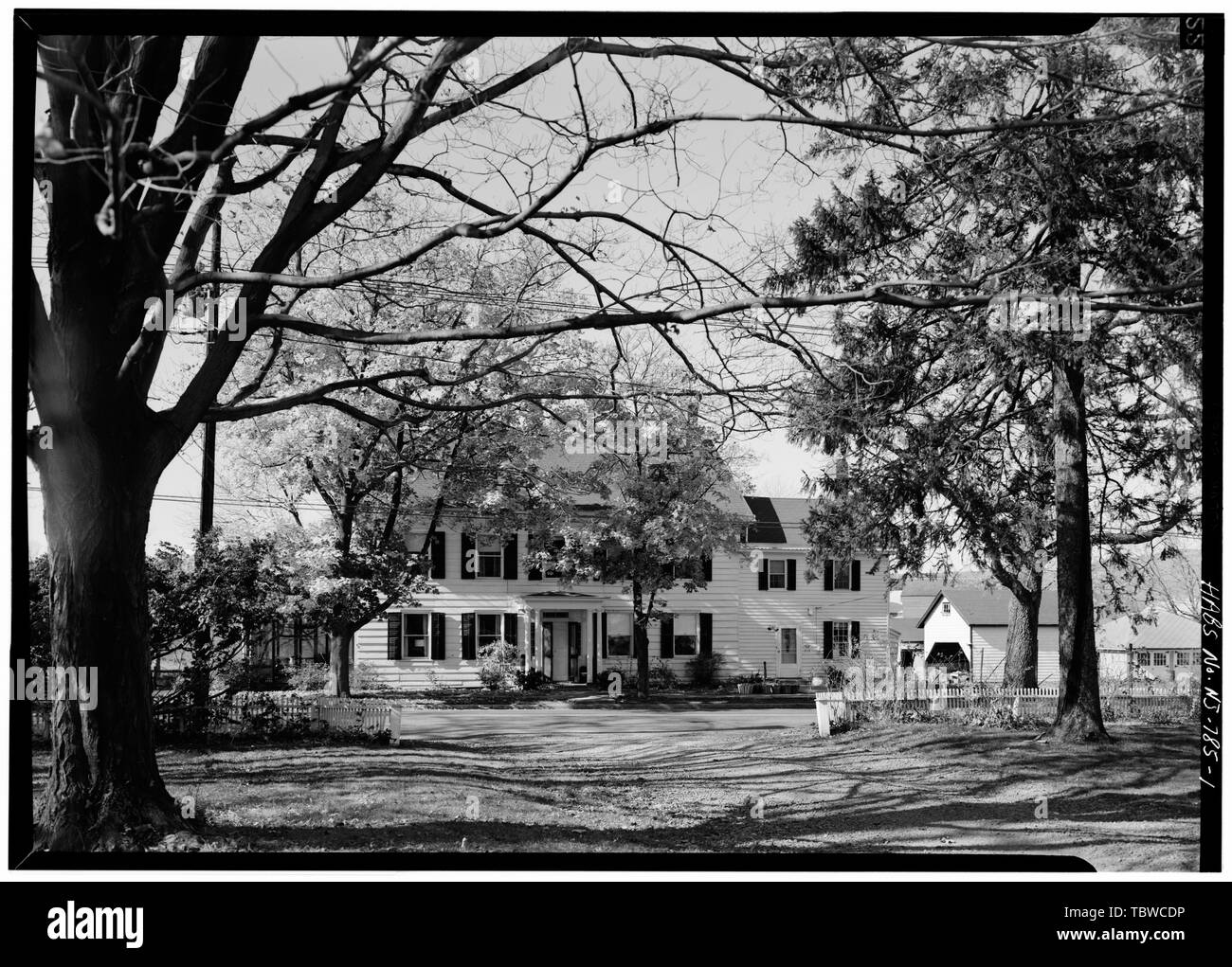 MAIN ELEVATION, VIEW FROM ACROSS MAIN STREET Van Doren House, Main