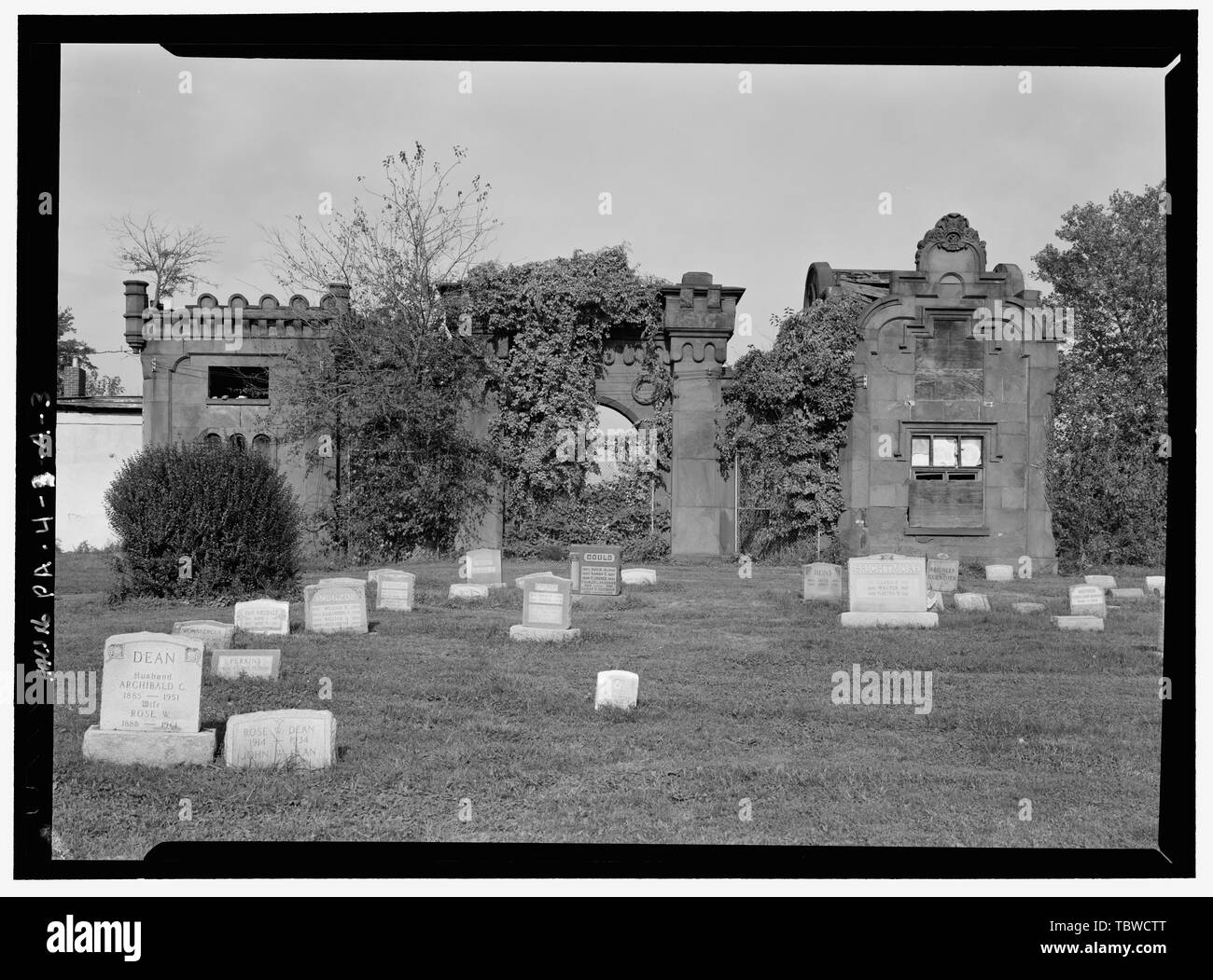 MAIN ENTRANCE TO PARENT MT. MORIAH CEMETERY. Mount Moriah Cemetery, Mt