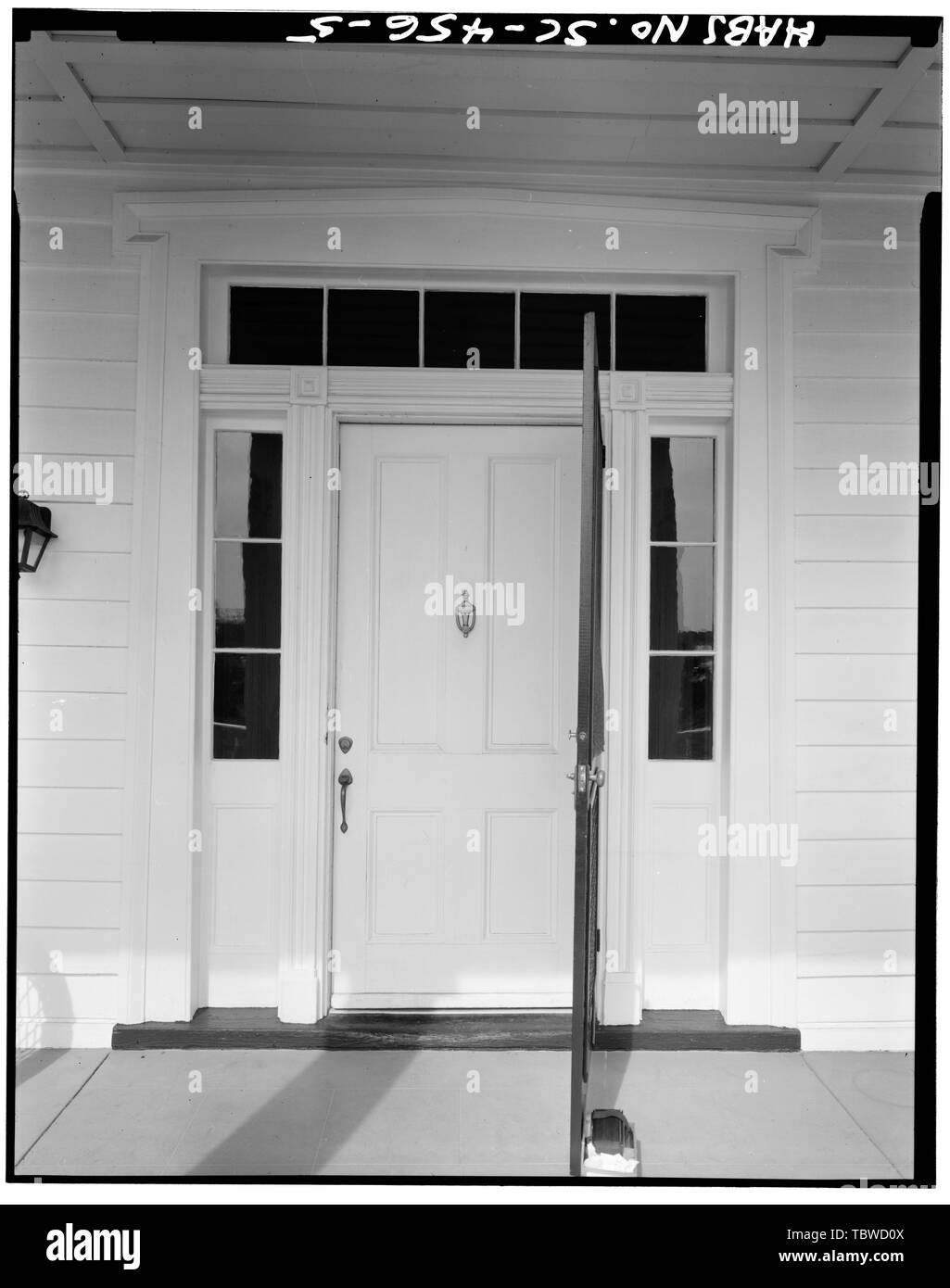 MAIN ENTRANCE, SOUTH (FRONT) ELEVATION  George Mosse Stoney House, 500 Port Republic Street, Beaufort, Beaufort County, SC Stock Photo