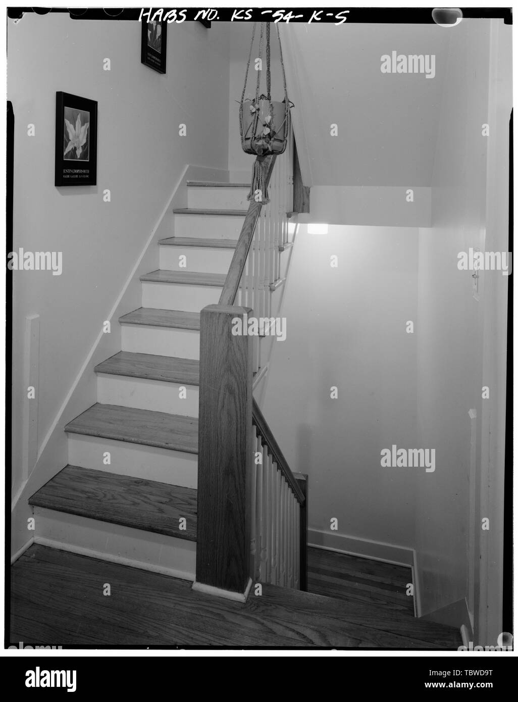 MAIN ENTRY, LOOKING NORTHWEST, SHOWING MAIN STAIRCASE LEADING UP AND