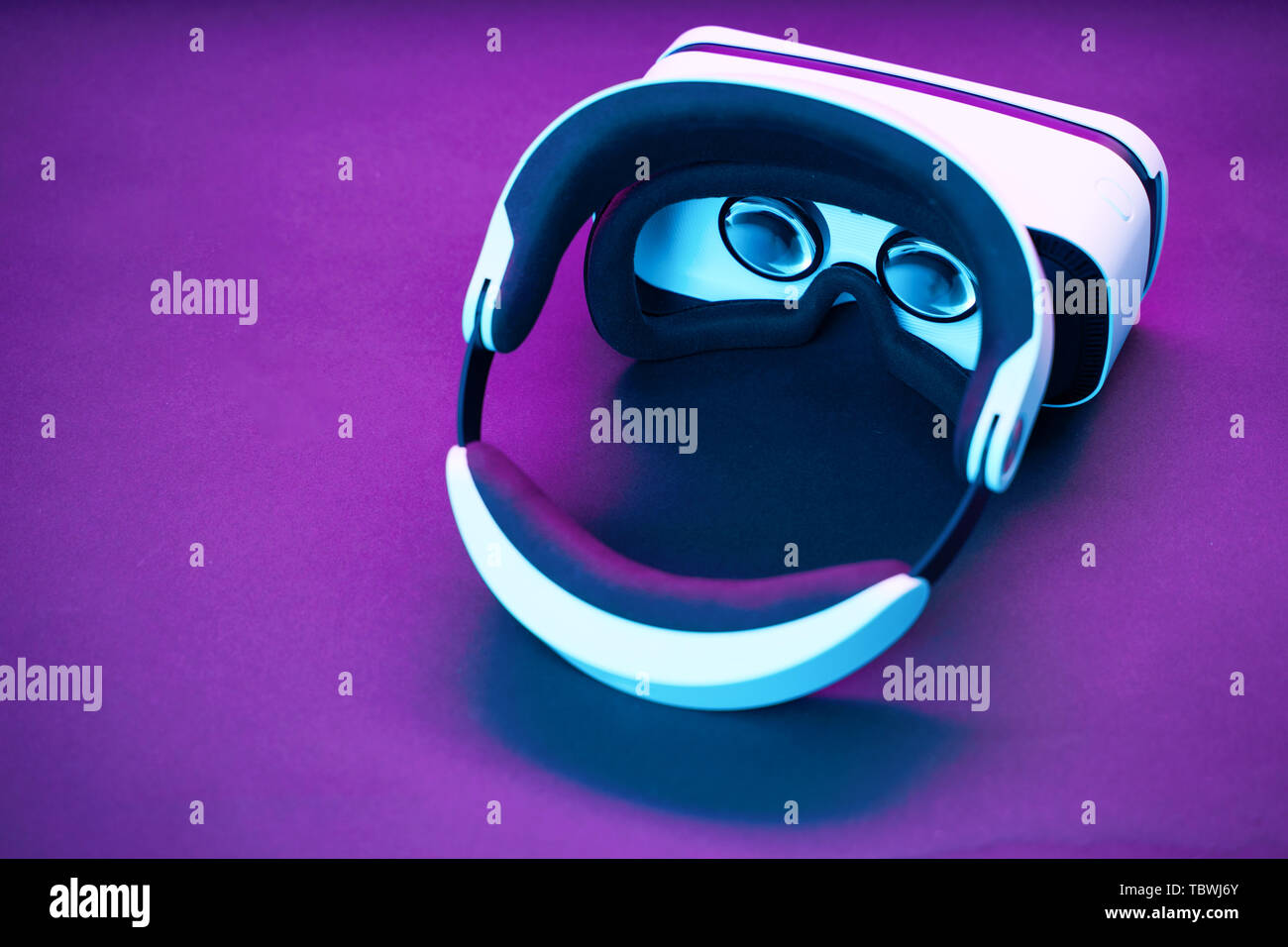 Virtual reality headset. Technology of future Stock Photo Alamy