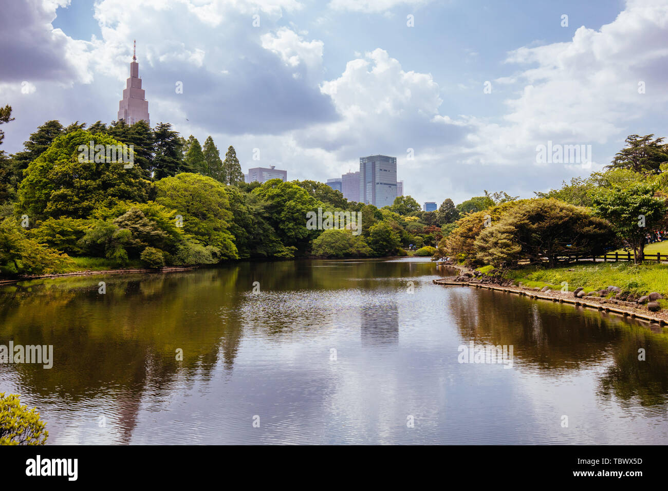 Shinjuku Gyoen National Garden in Tokyo Stock Photo - Alamy