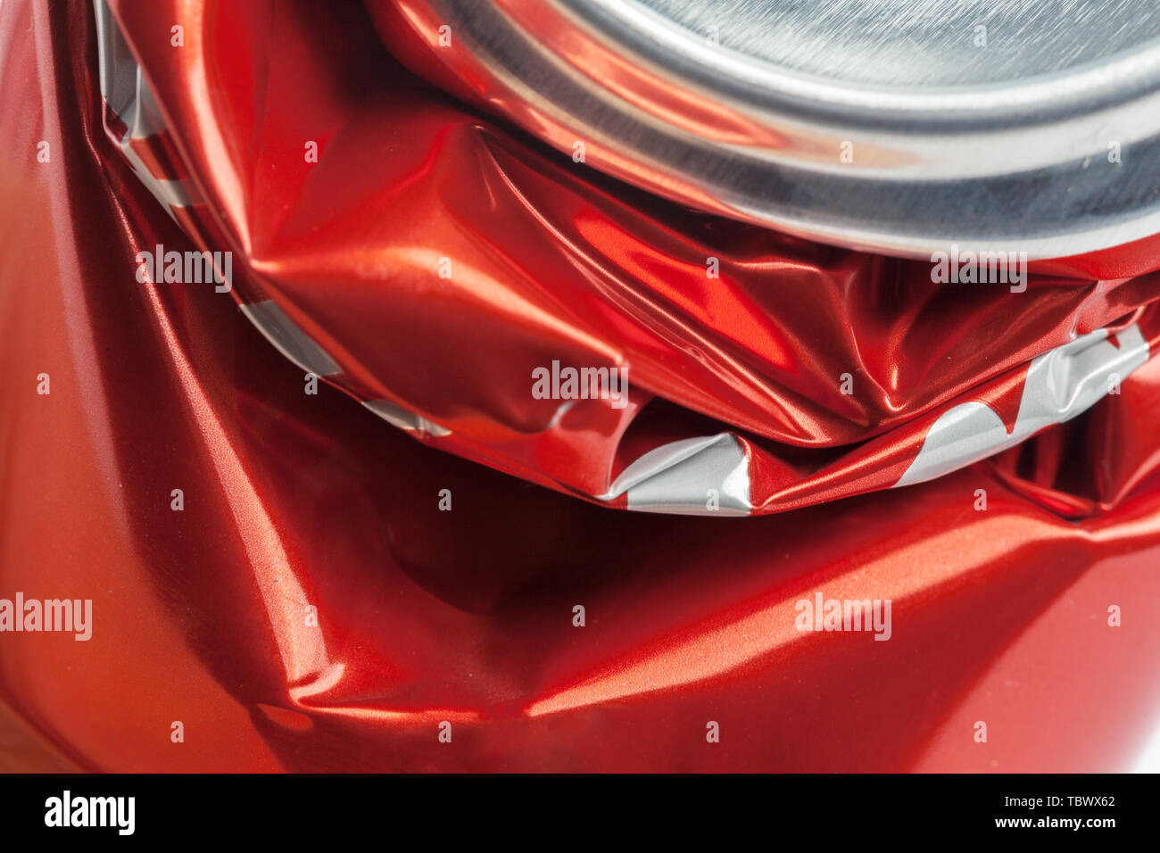 Compressed aluminium can Stock Photo - Alamy