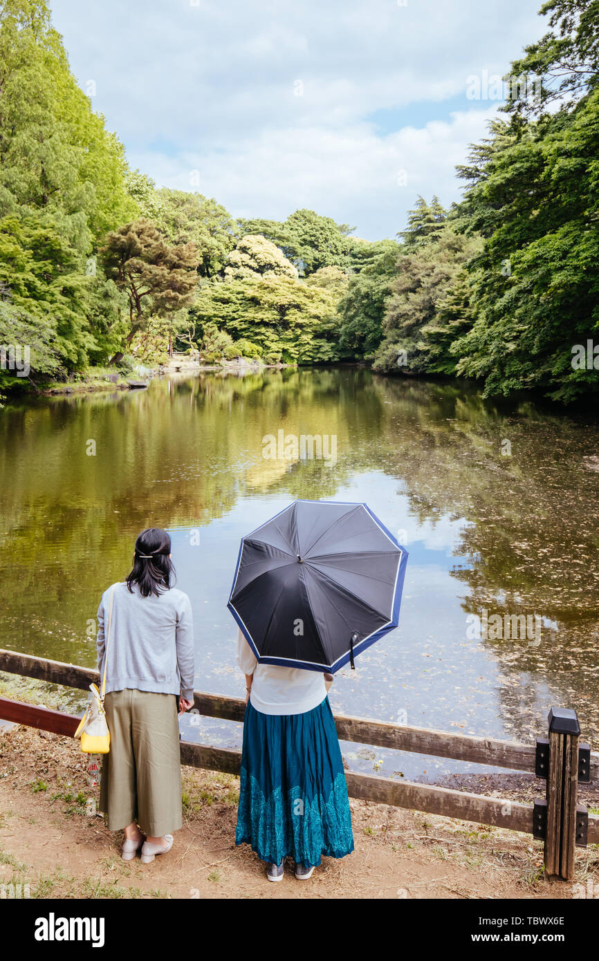 Shinjuku Gyoen National Garden in Tokyo Stock Photo - Alamy