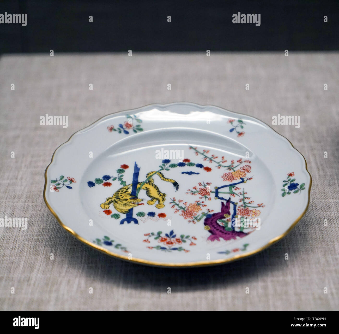 Ming Dynasty porcelain Stock Photo Alamy