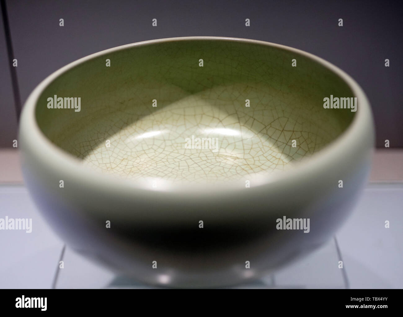 Tang dynasty porcelain hires stock photography and images Alamy