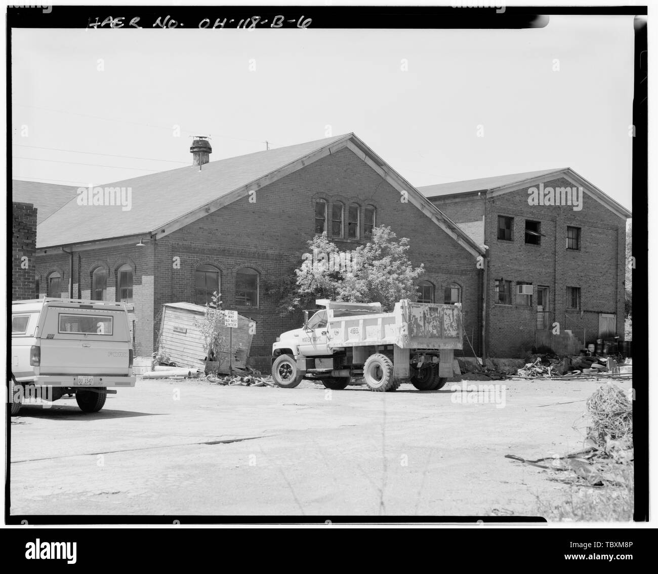 NORTH ELEVATION, LOOKING SOUTHWEST  Youngstown City Water Works, Filtration House, 160 North West Avenue, Youngstown, Mahoning County, OH Stock Photo