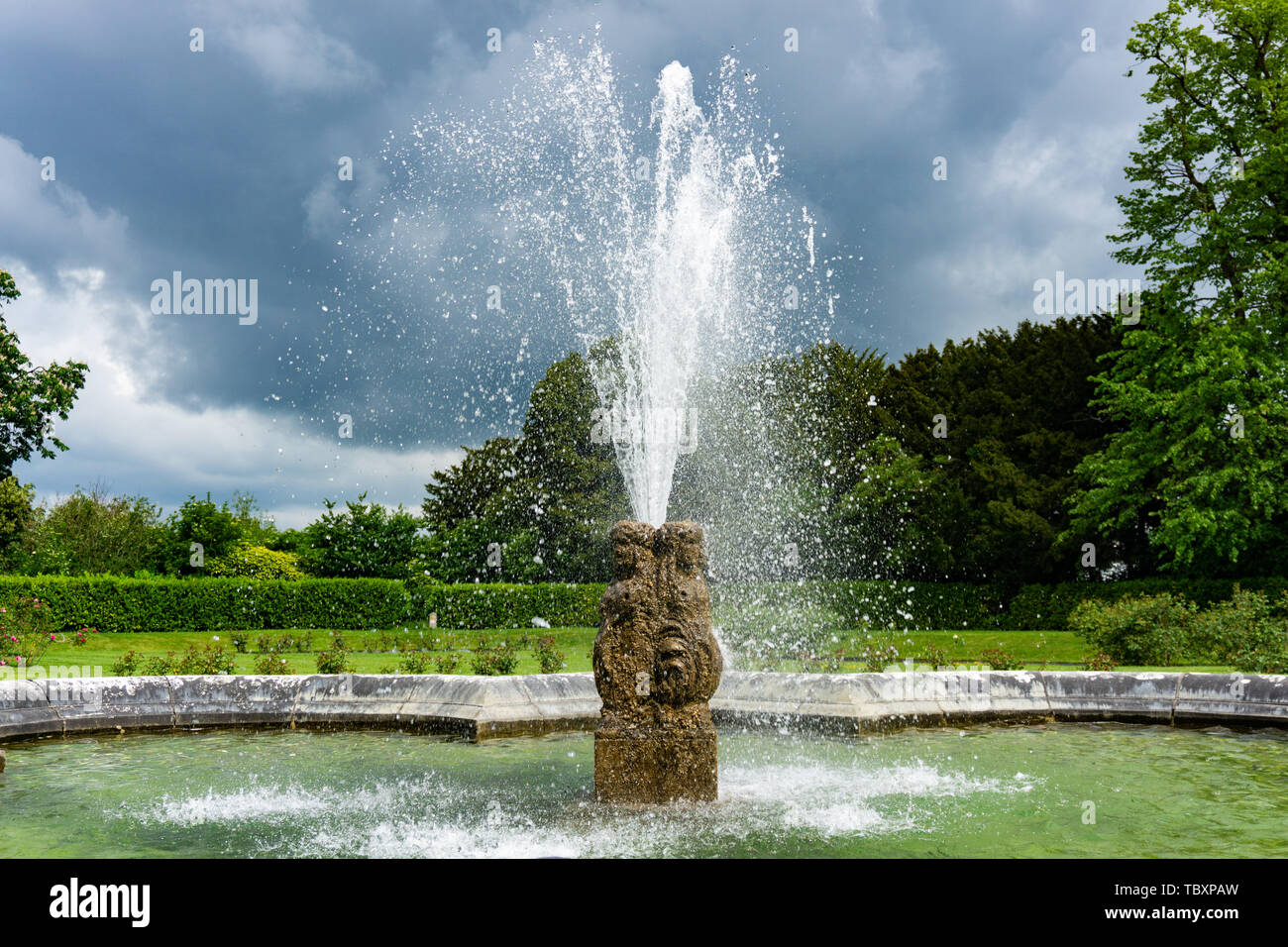 Kilkenny castle and gardens hi-res stock photography and images - Alamy