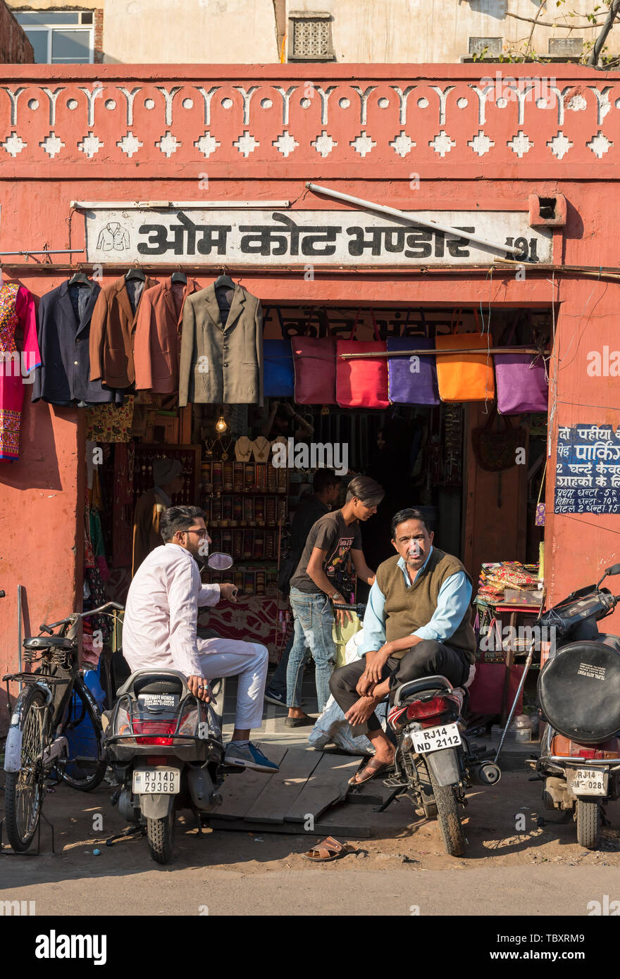 Bazaars of Old City (Pink City), Jaipur, Rajasthan, India Stock Photo