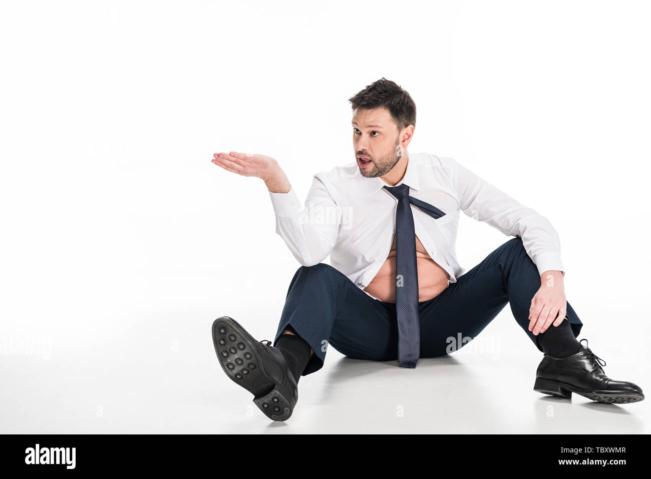 dress shirt tight when sitting How a Dress Shirt Should Fit Tips for the Perfect Fit