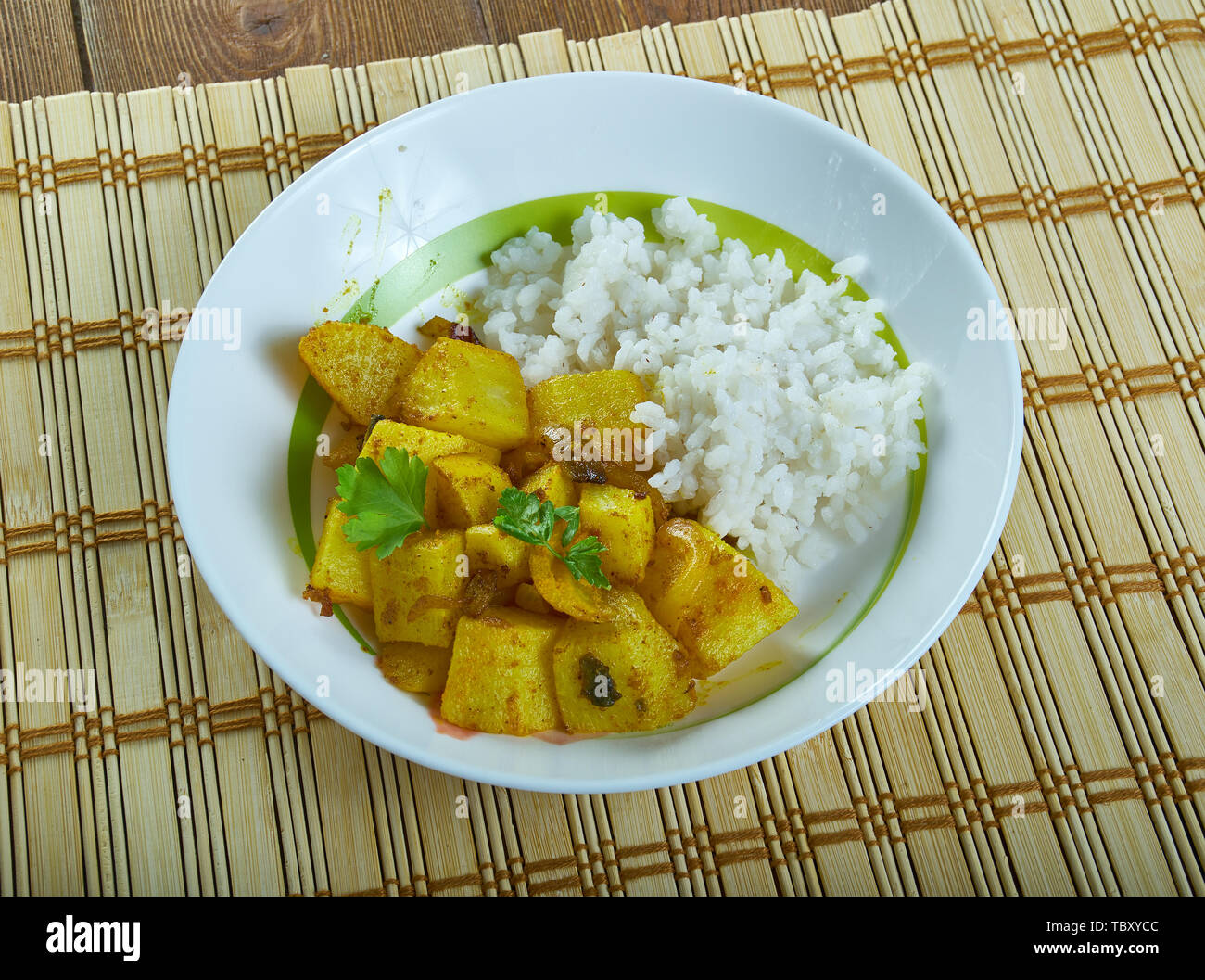 Daikon Curry Daikon to ninjin no kareeni, Japanese Style Daikon