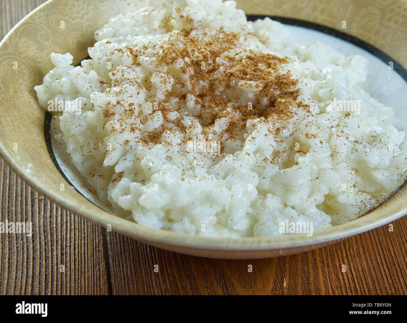 Roz Bel Laban egyptian style rice pudding close up Stock Photo Alamy