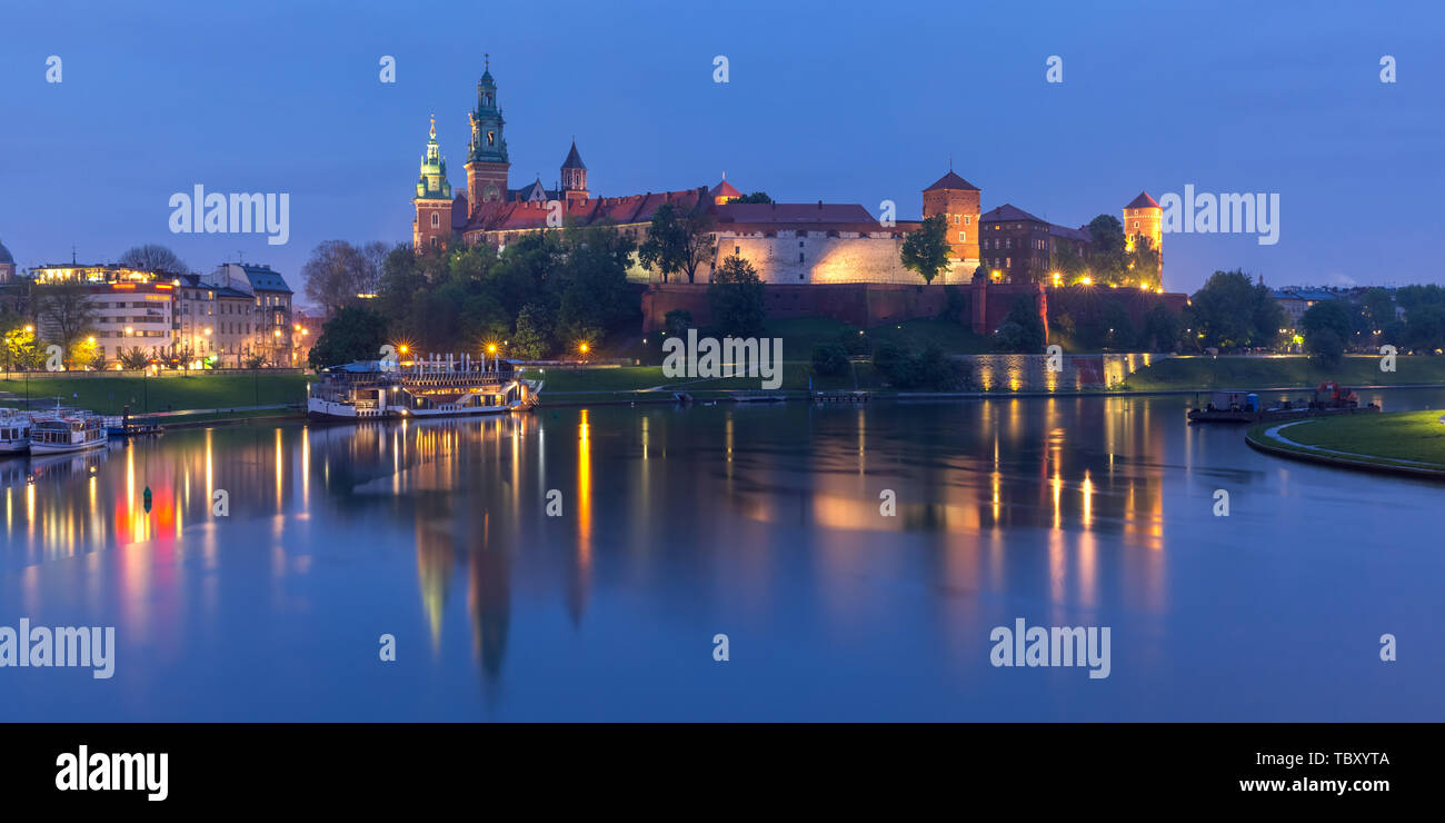 Wawel castle complex hi-res stock photography and images - Alamy