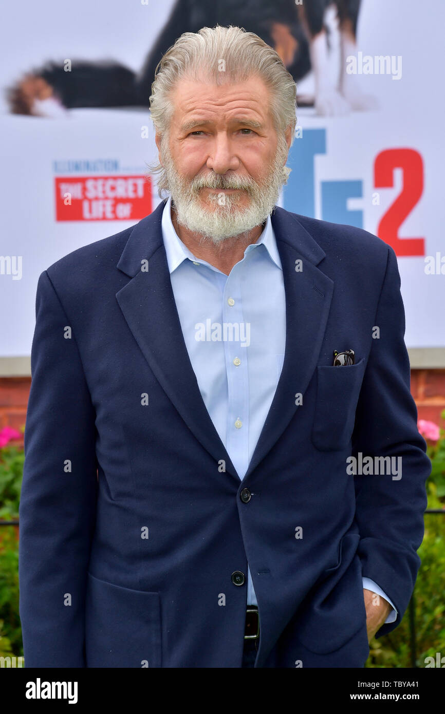 Los Angeles, USA. 02nd June, 2019. Harrison Ford at the premiere of the movie 'The Secret Life of Pets 2' at the Regency Village Theater. Los Angeles, 02.06.2019 | usage worldwide Credit: dpa/Alamy Live News Stock Photo