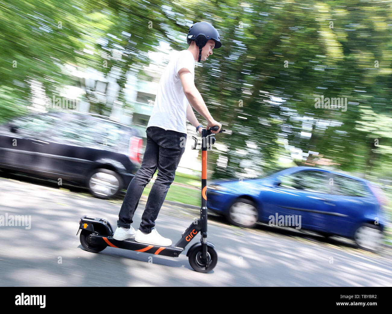 Circ e scooter hi-res stock photography and images - Alamy