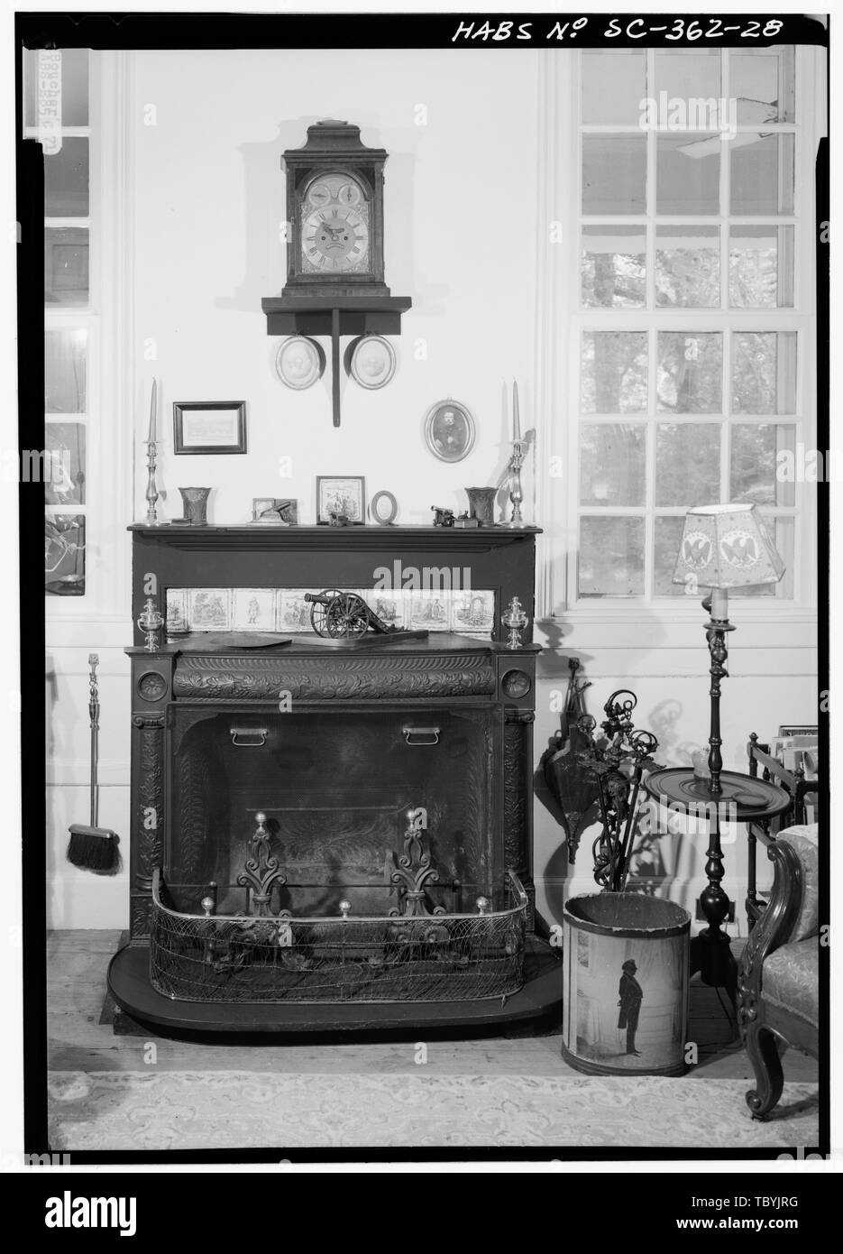 Franklin stove Black and White Stock Photos & Images - Alamy