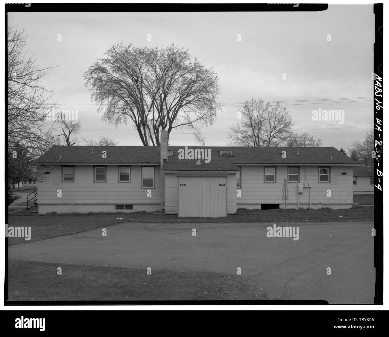 mcchord-air-force-air-force-base-black-and-white-stock-photos-images-alamy