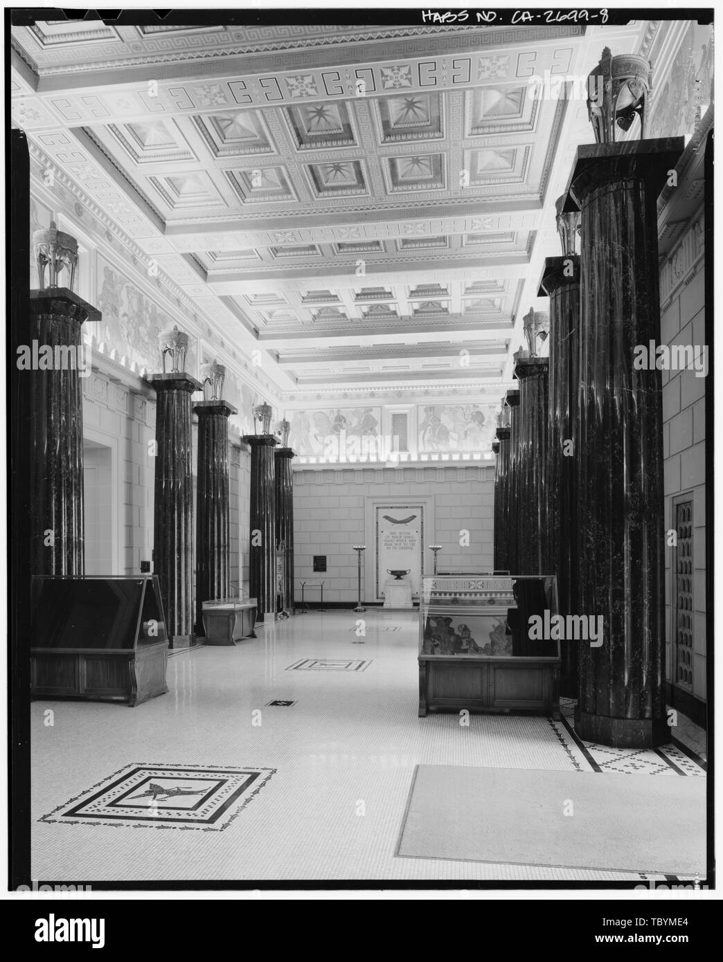 Monumental rooms hi-res stock photography and images - Alamy