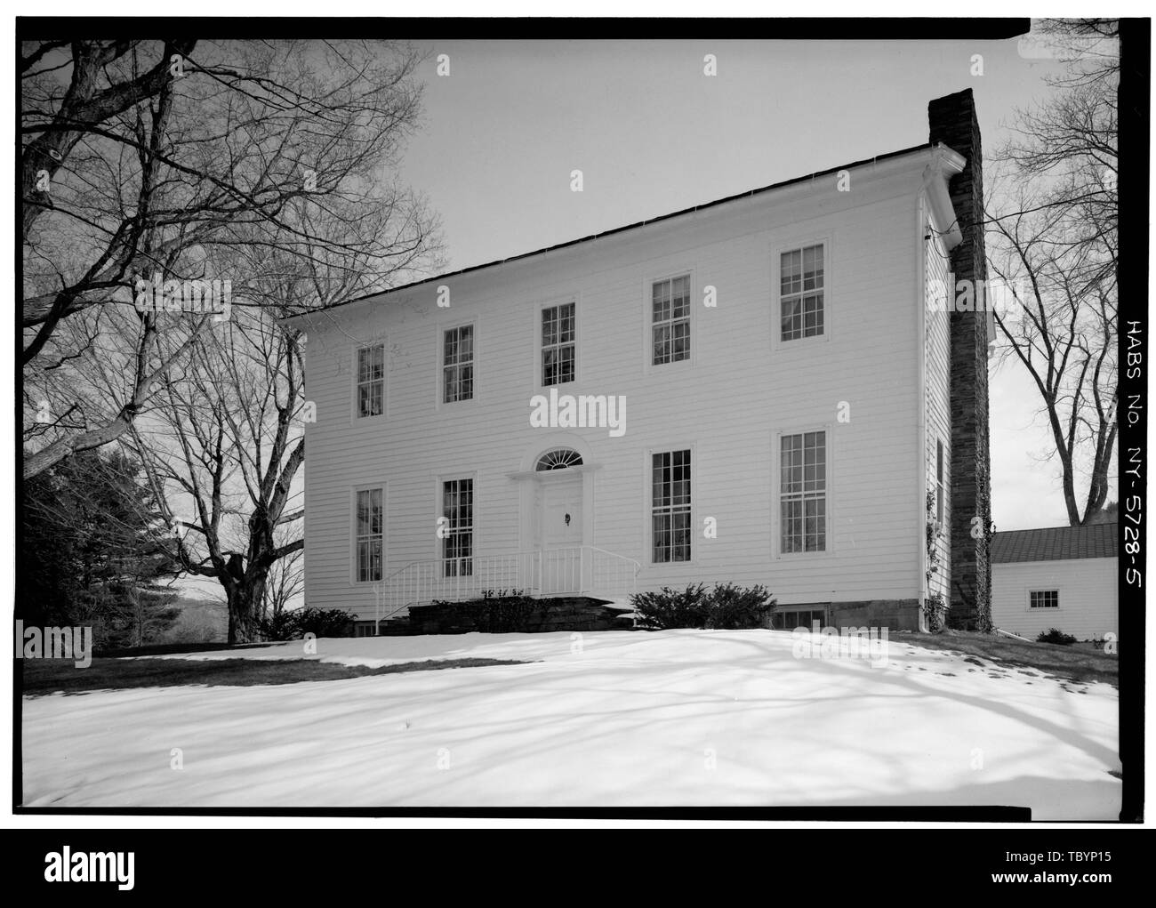 NORTH (FRONT) ELEVATION FROM NORTHWEST. Stainton House, 1735 Ellis