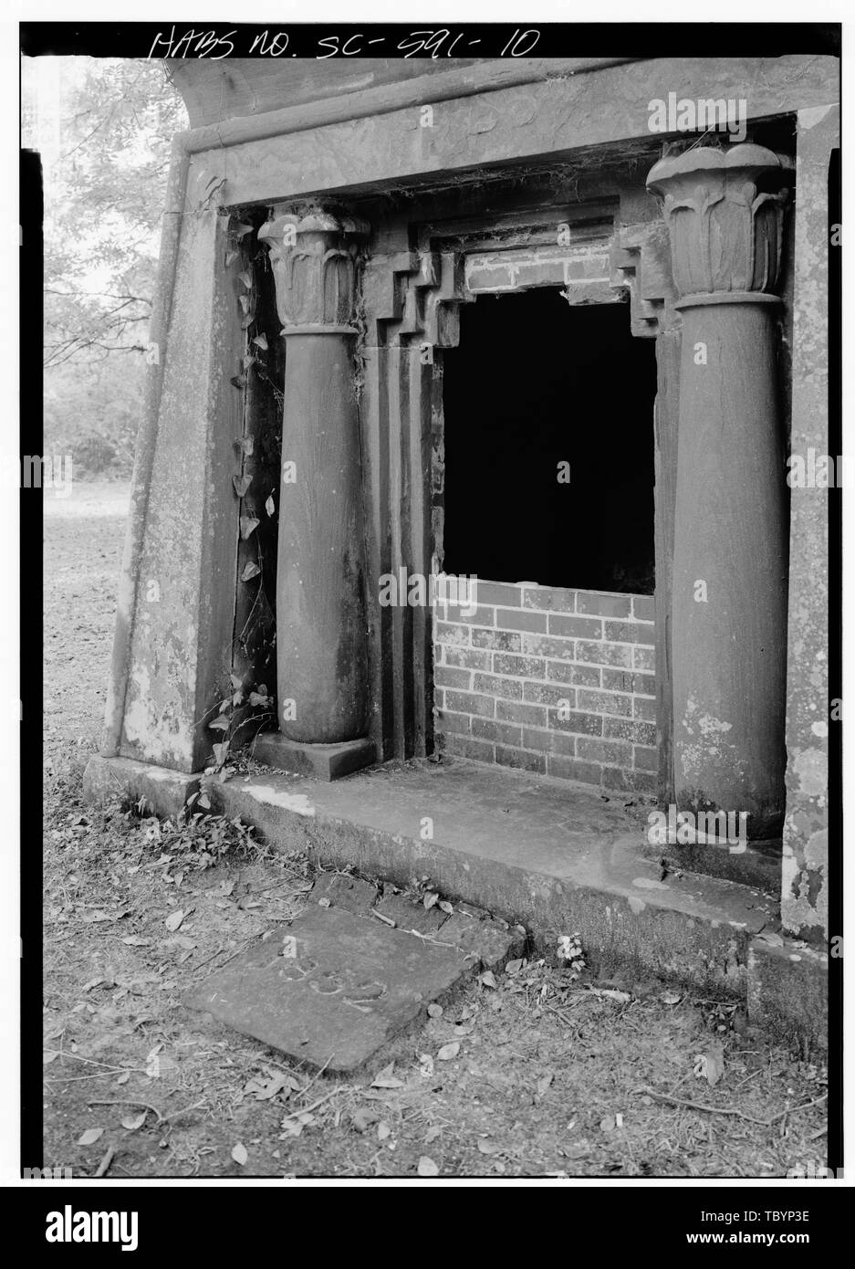 NORTH (FRONT) ENTRANCE TO TOMB, LOOKING NORTHEAST St. Helena Island