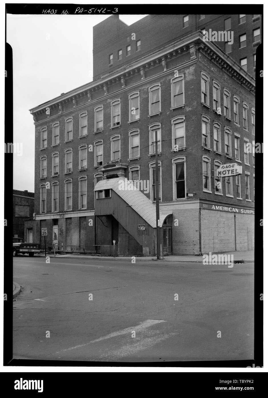 Empire stores hires stock photography and images Alamy