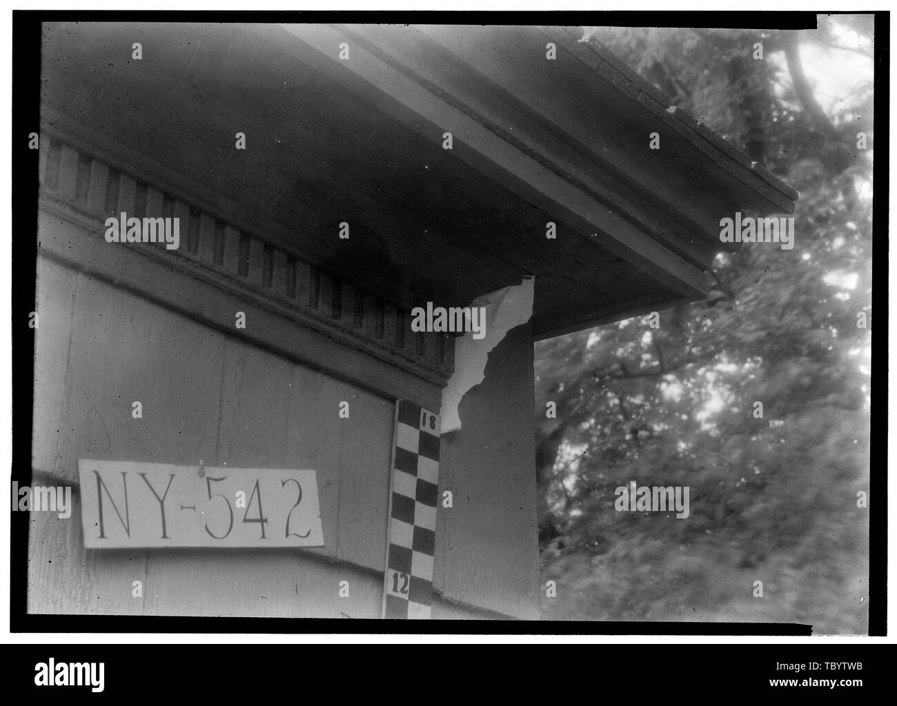 Nat Conklin House, 280 Deer Park Avenue, Babylon, Suffolk County, NY