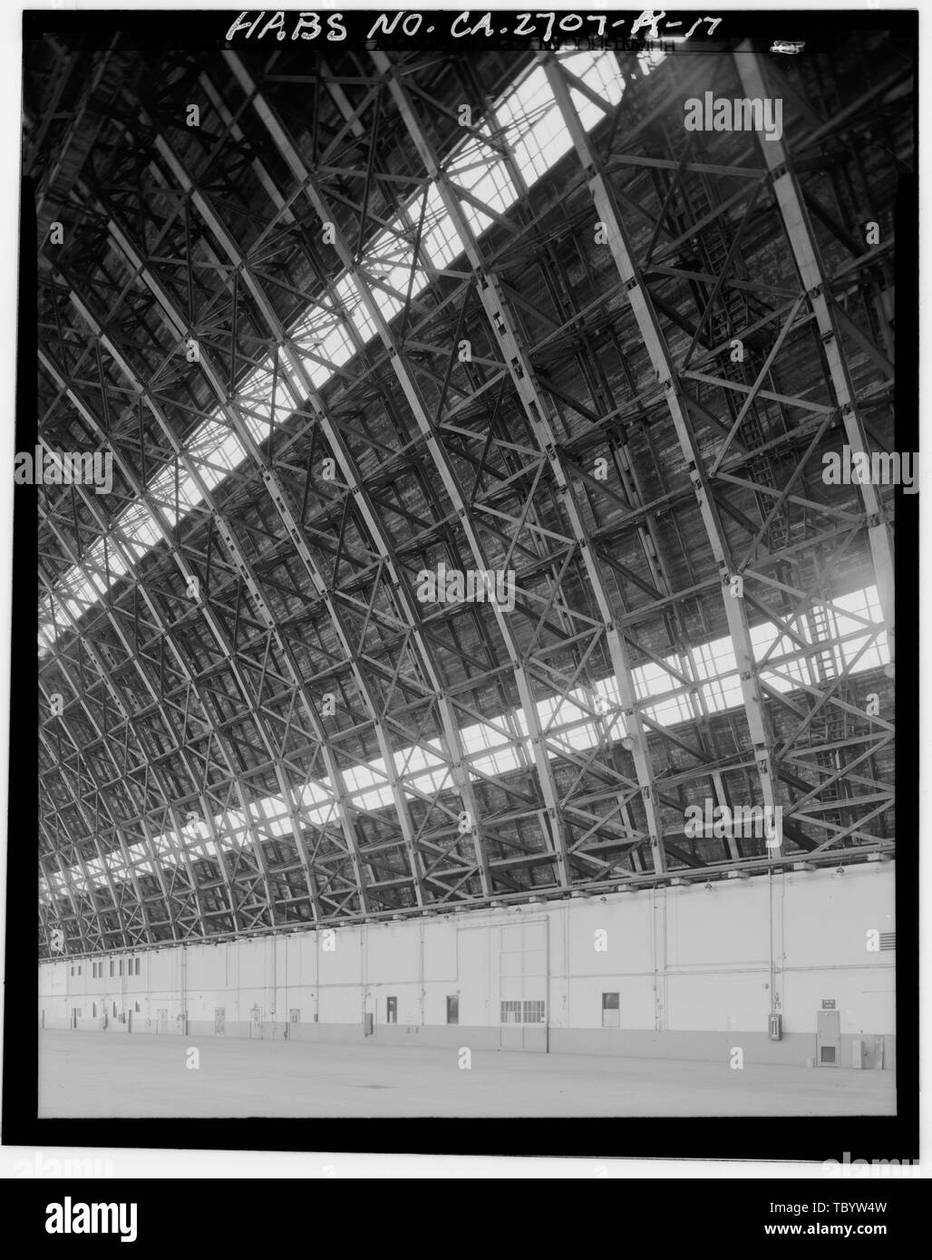 Air ship hangar Black and White Stock Photos & Images - Alamy
