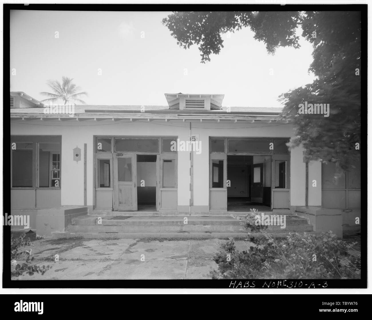 Naval Computer and Area Master Station, Eastern