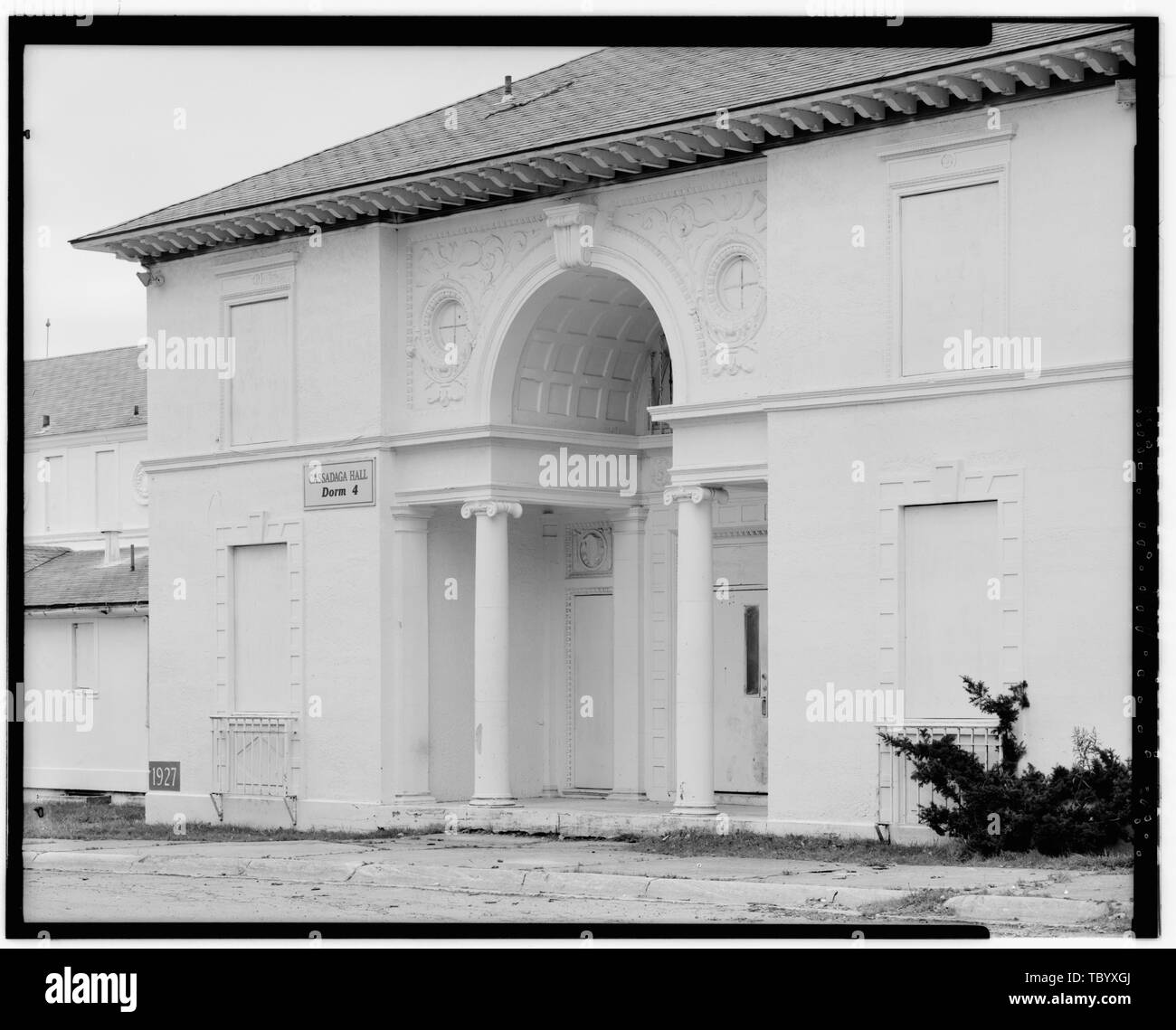 Hospital glasgow Black and White Stock Photos & Images Alamy