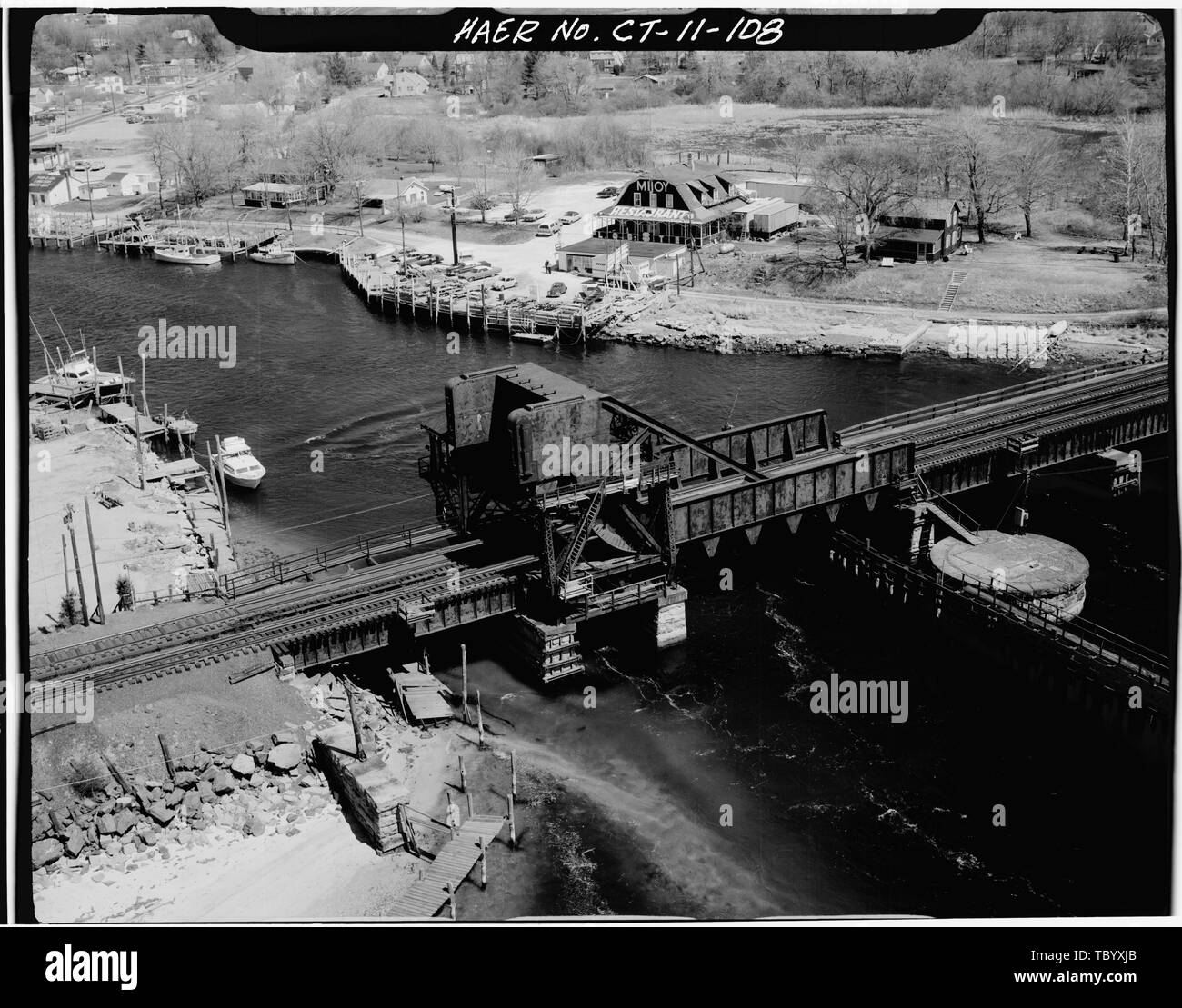 Amtrak northeast corridor Black and White Stock Photos & Images - Alamy