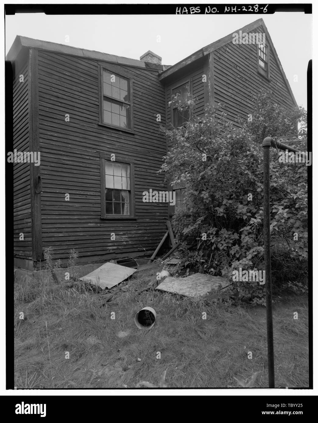 north and west elevations Wheeler House, 28 Tinker Road, Merrimack, Hillsborough County, NH