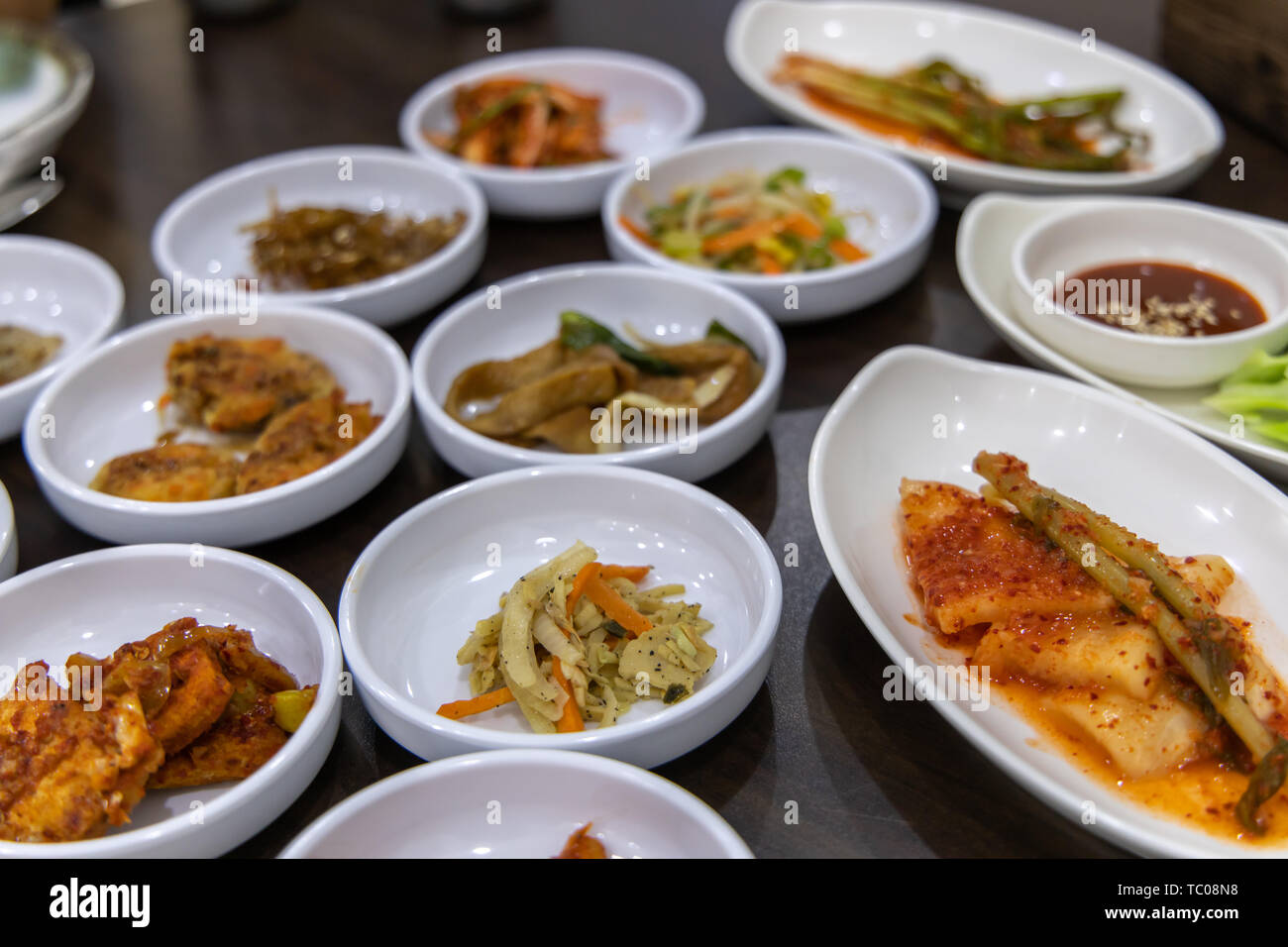 Korean dishes hi-res stock photography and images - Alamy
