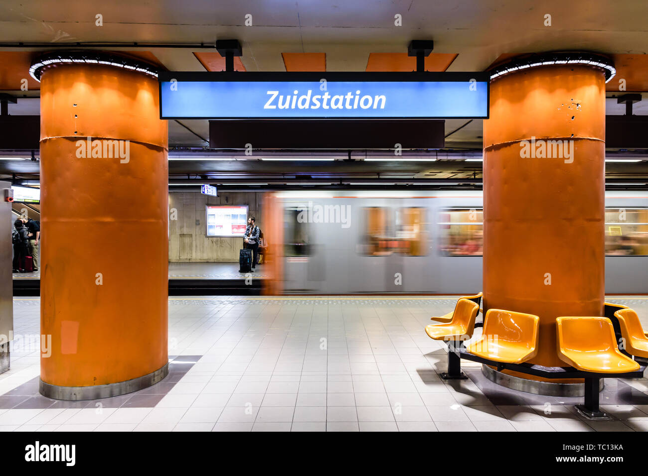 Brussels station midi hi-res stock photography and images - Alamy