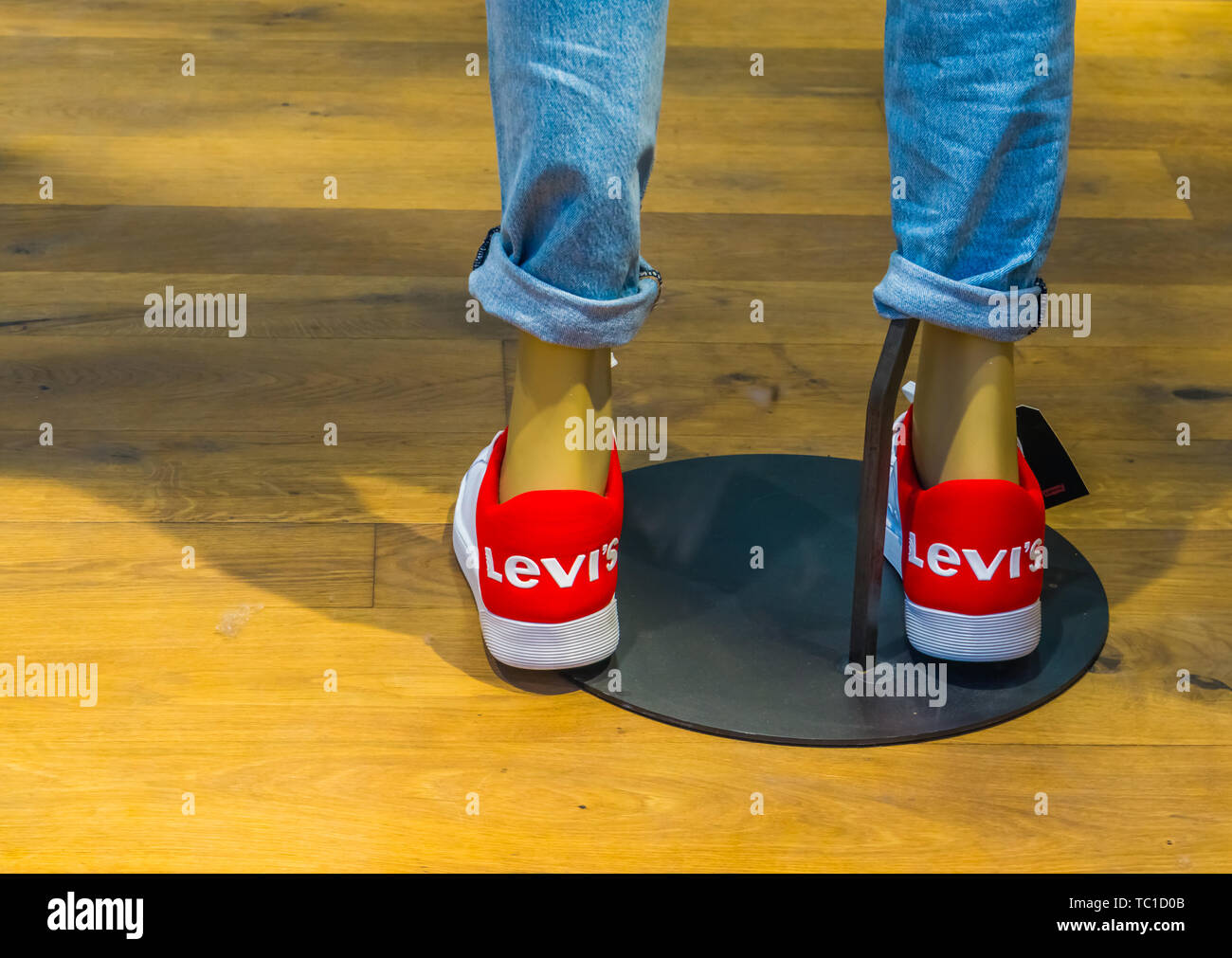 Levis shoes 2019 cheap