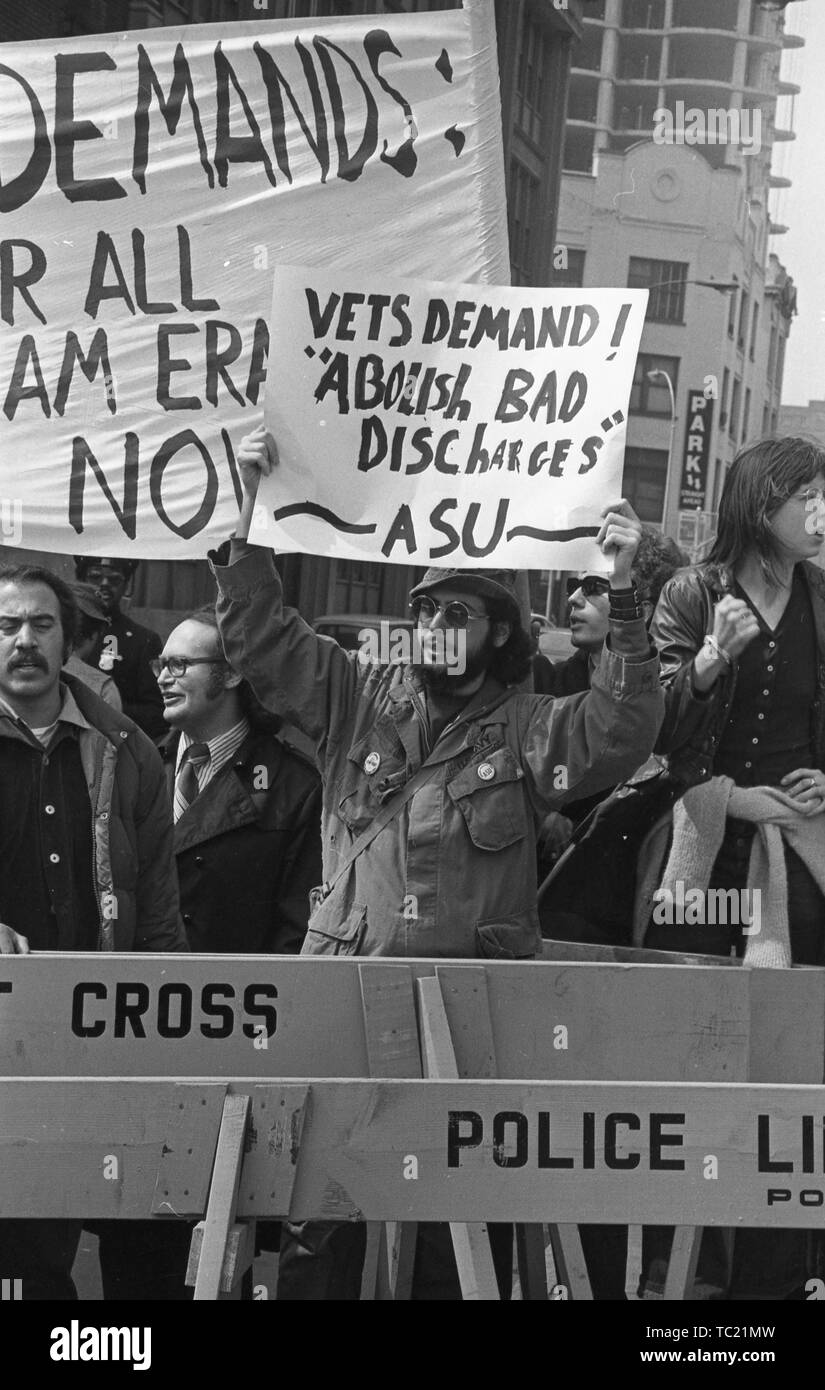 american-servicemens-union-demonstrator-hi-res-stock-photography-and