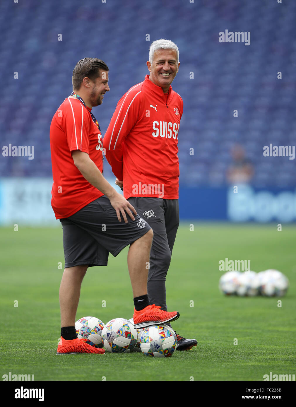 Switzerland manger Vladimir Petkovic during the training session at Estadio do Dragao, Porto. Stock Photo