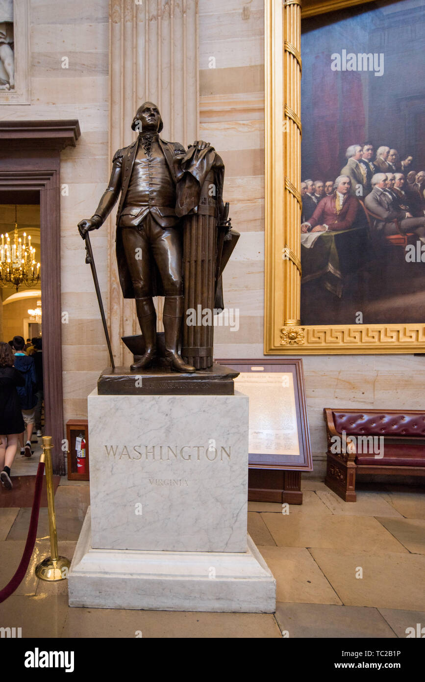 Washington Statue inside US Capitol building Stock Photo Alamy