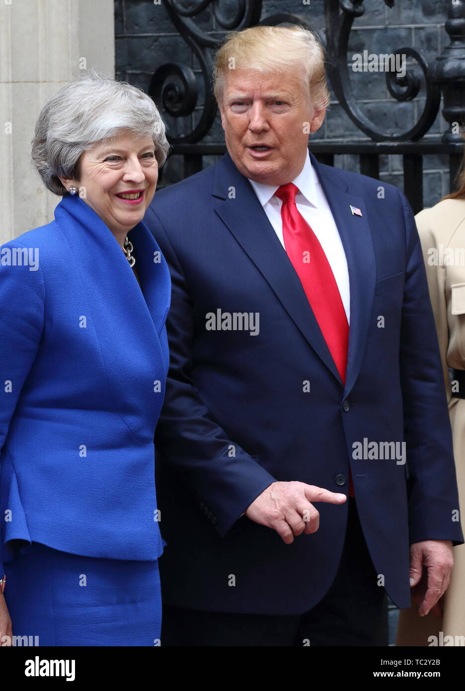 London, UK. 04th June, 2019. US President Donald Trump and British Prime Minister Theresa May seen outside No 10 Downing Street on the second day of the State Visit to the UK. Credit: SOPA Images Limited/Alamy Live News Stock Photo