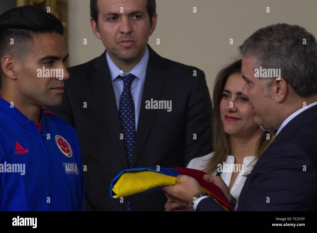 The first president of the Colombians, Ivan Duque made the official delivery of the flag to Radamel Falcao. 4th June, 2019. Credit: Daniel Garzon Herazo/ZUMA Wire/Alamy Live News Stock Photo