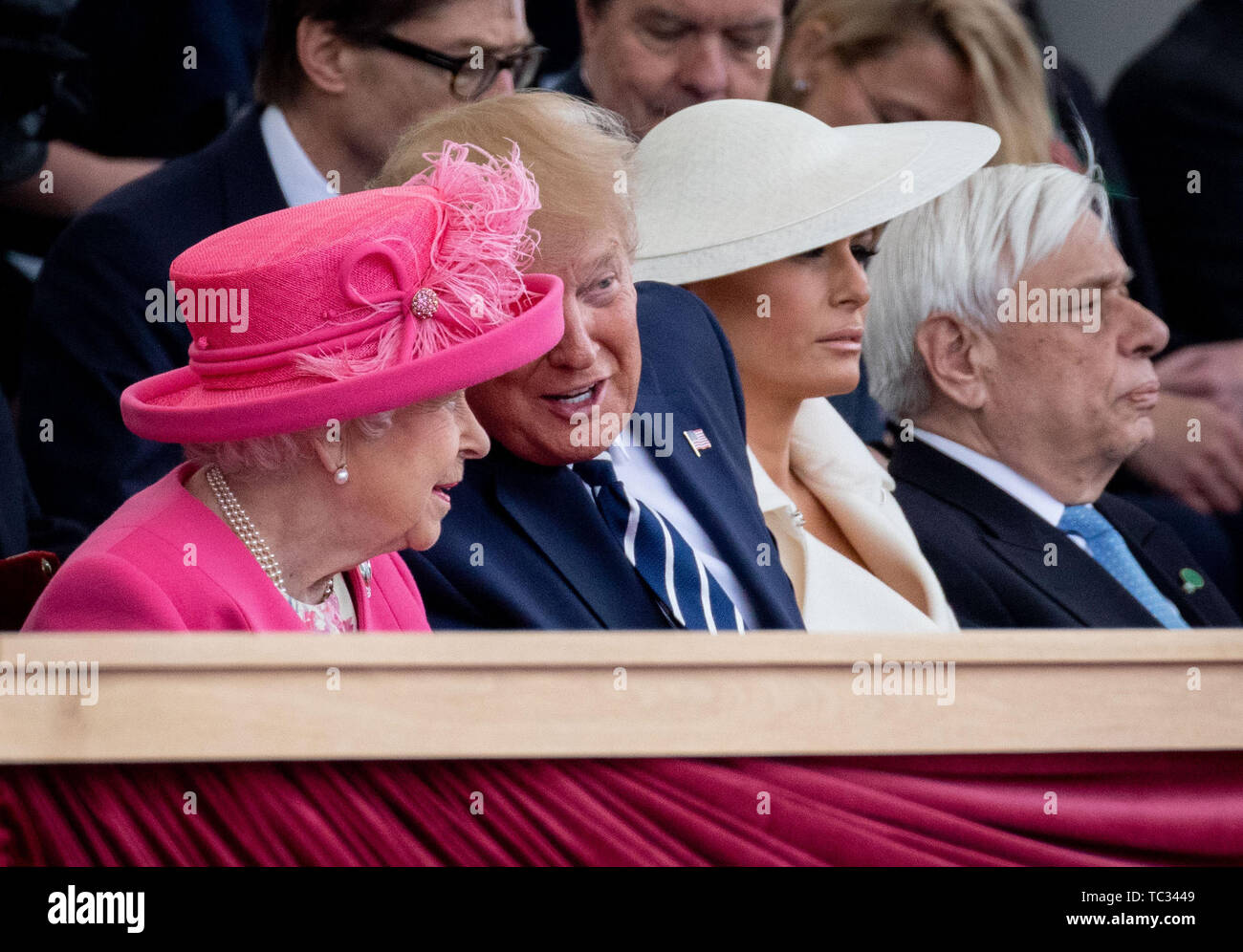 Portsmouth, UK. 05th June, 2019. Queen Elizabeth II of Great Britain, (l-r)  Donald Trump, President of the United States, his wife Melania, First Lady  of the United States, Prokopis Pavlopoulos, President of