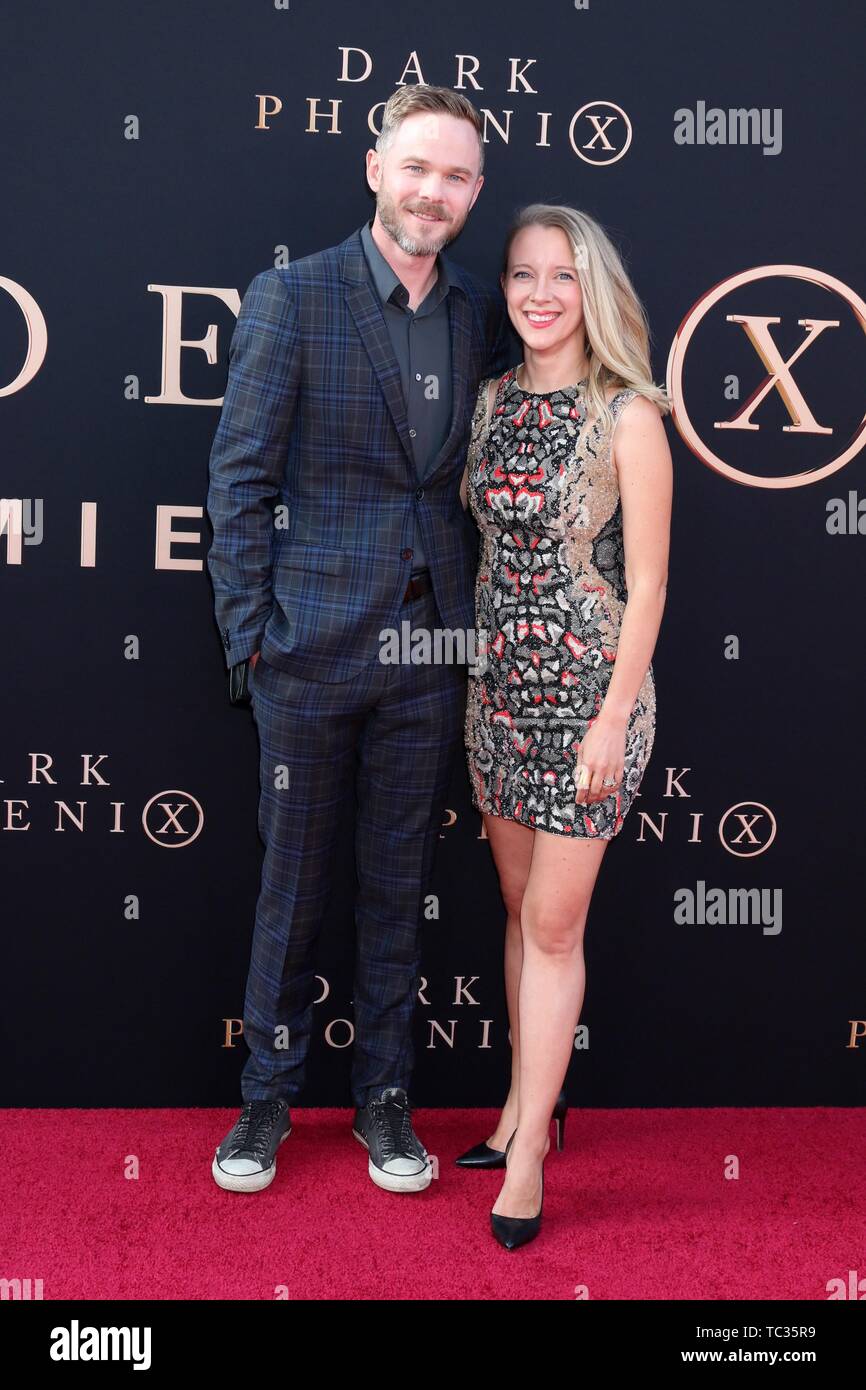Shawn ashmore and dana wasdin hires stock photography and images Alamy