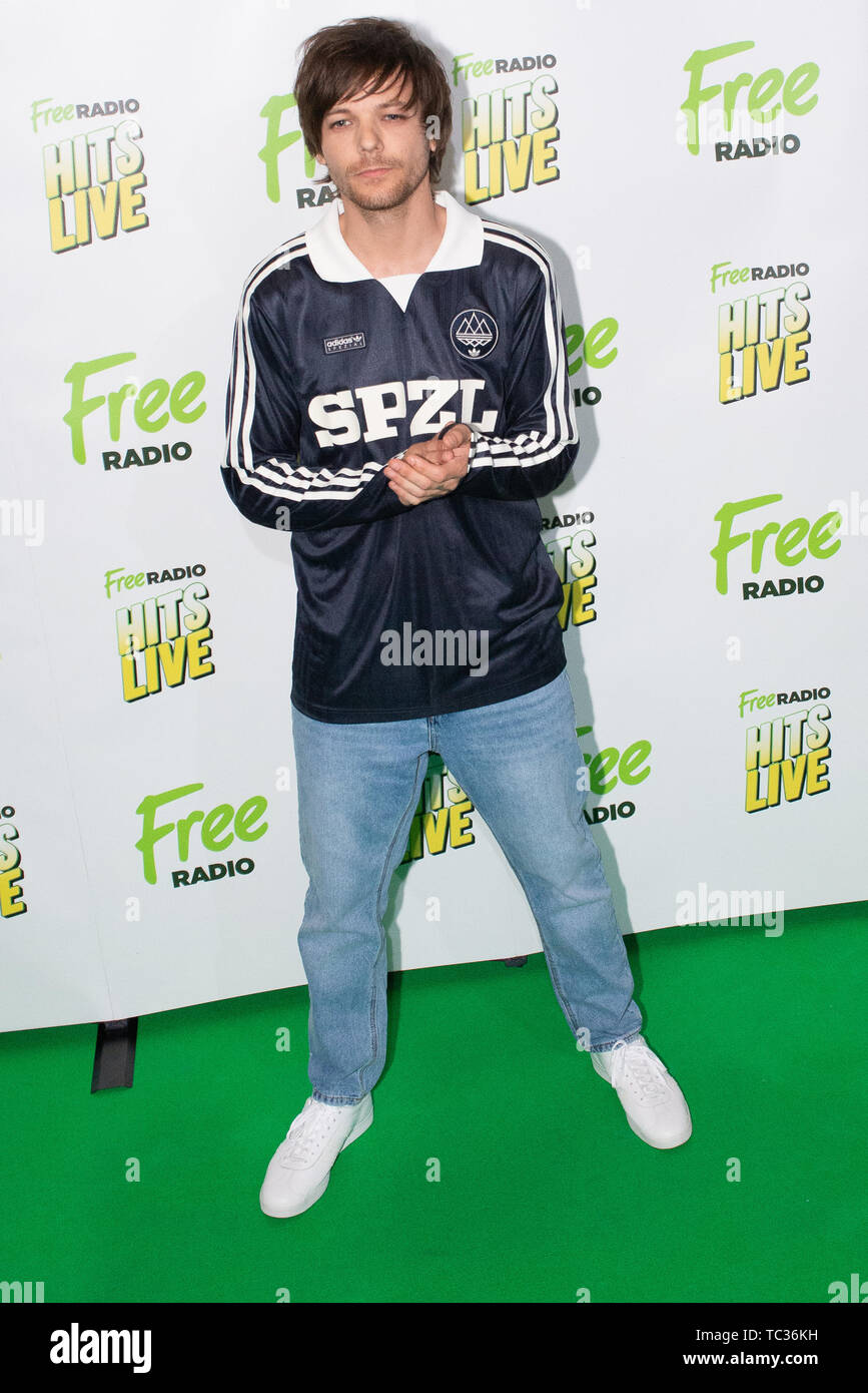 Board and arrivals Radio Free Hits Live Featuring: Louis Tomlinson Where:  Birmingham, United Kingdom When: 04 May 2019 Credit: WENN.com Stock Photo -  Alamy
