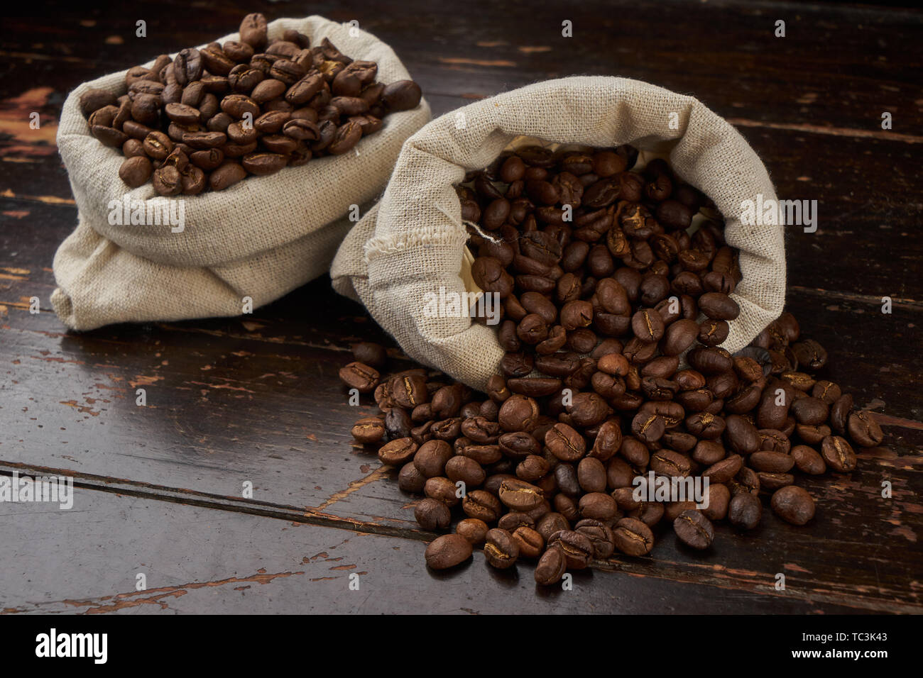 Bagged coffee beans Stock Photo Alamy