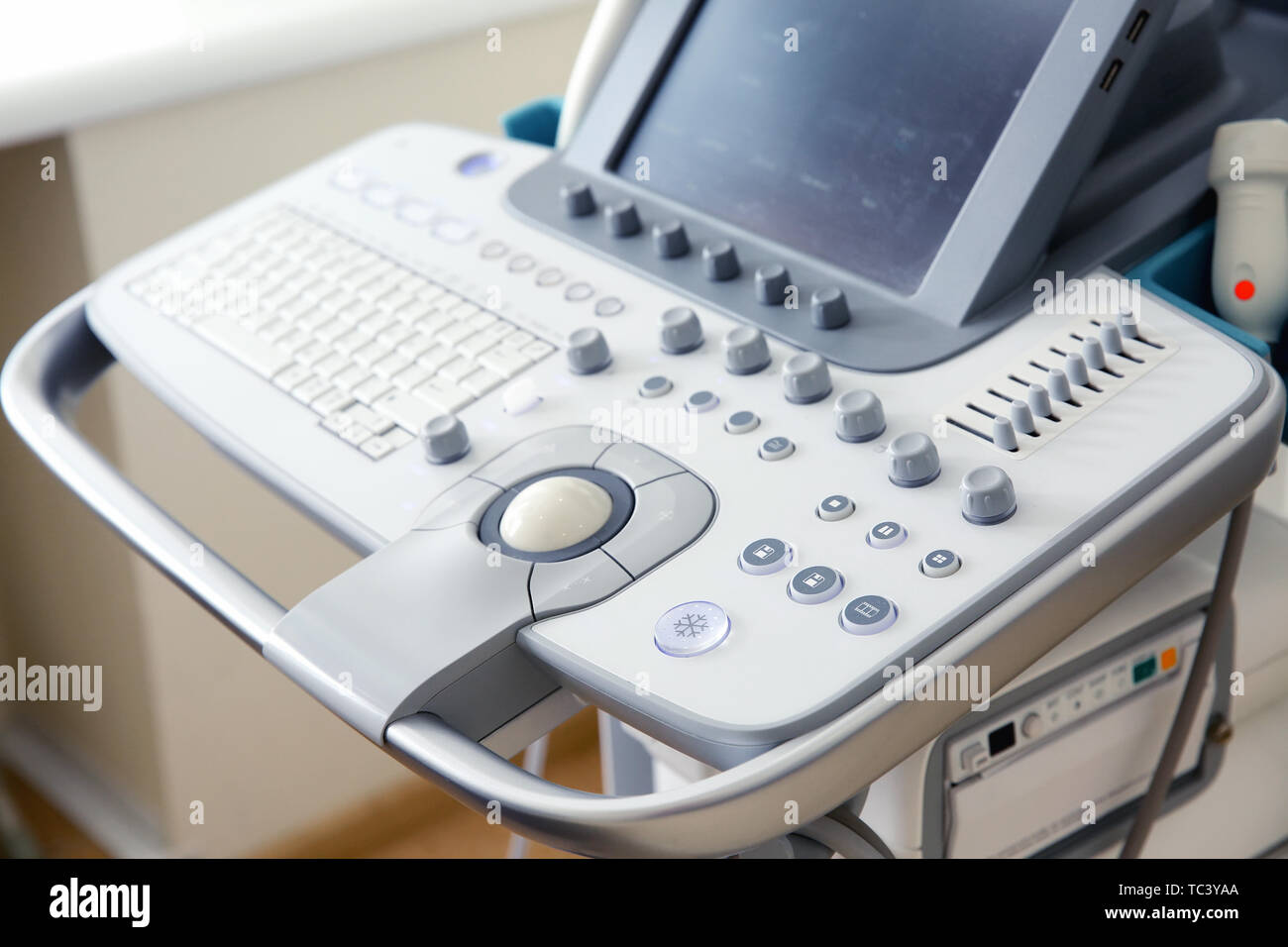 Modern ultrasound equipment in clinic Stock Photo - Alamy