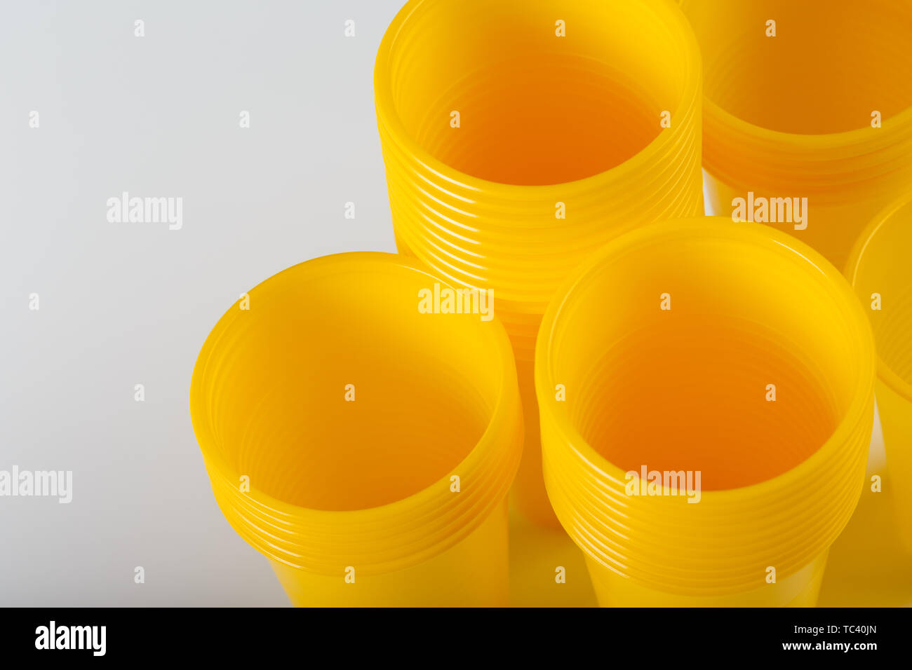 disposable plastic glasses Stock Photo Alamy